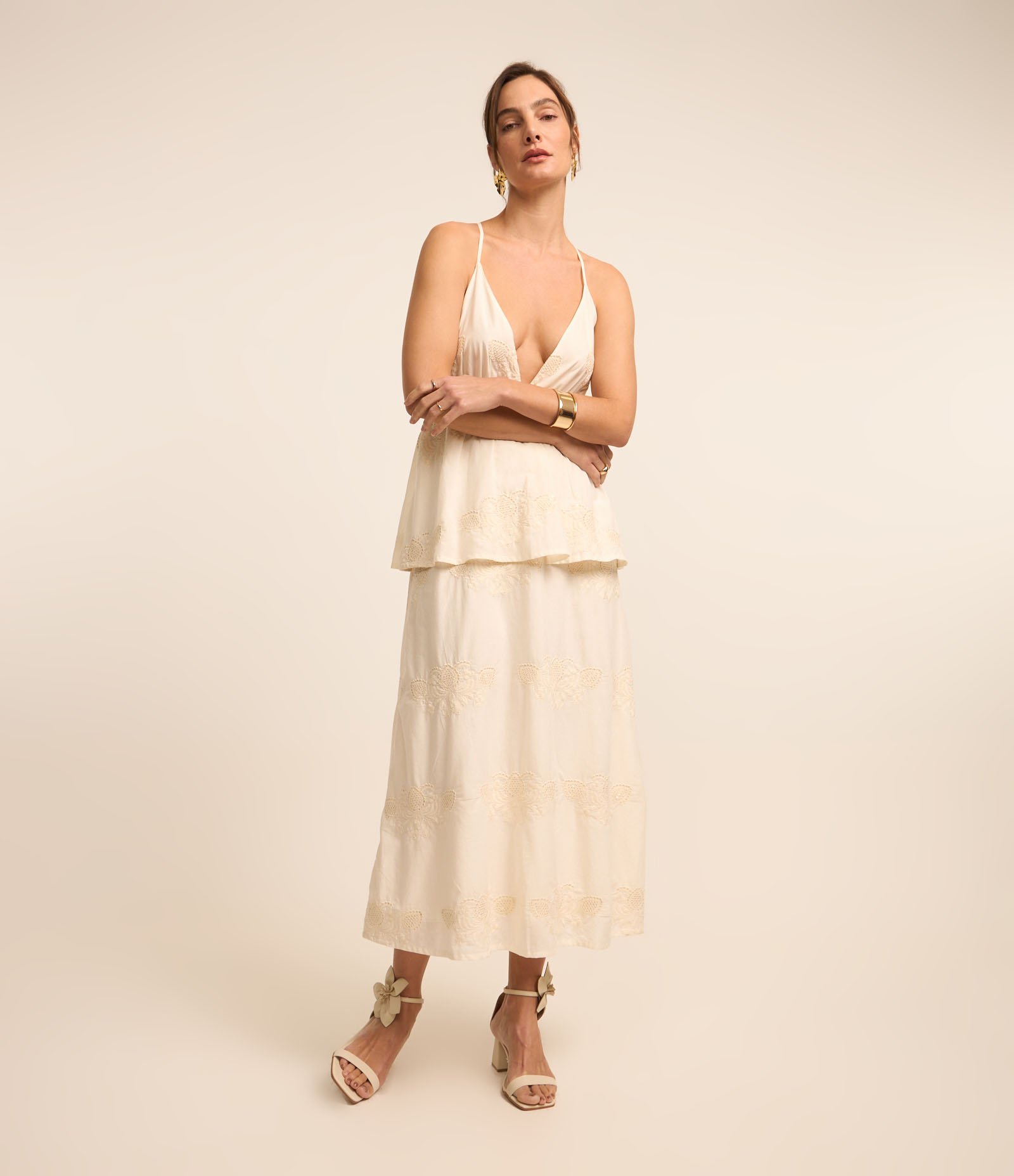 Vestido Midi em Algodão Bordado com Textura com Saia Sobreposta Off White 1
