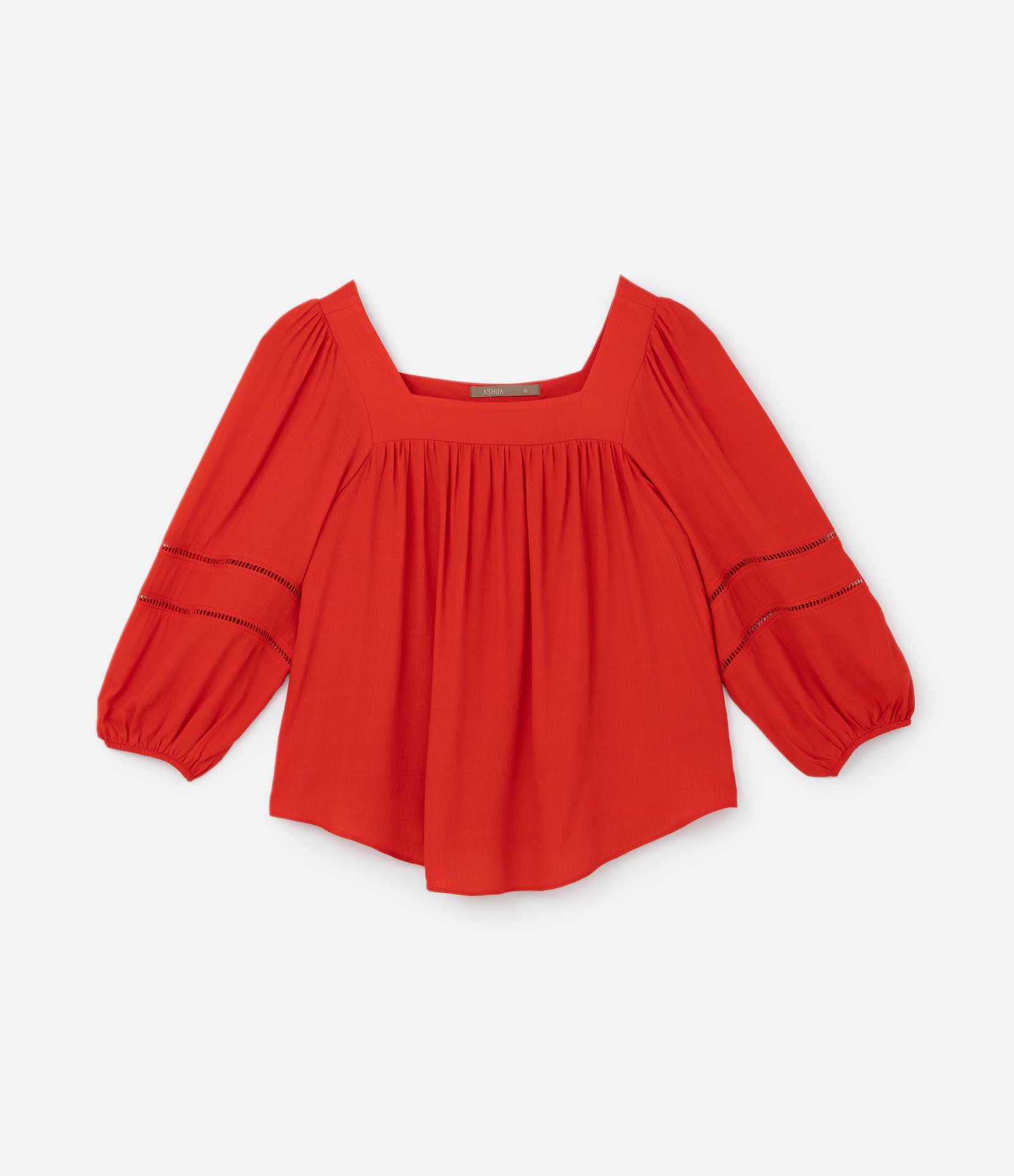 Blusa Bata em Viscose com Entremeios Curve & Plus Size Vermelho 5