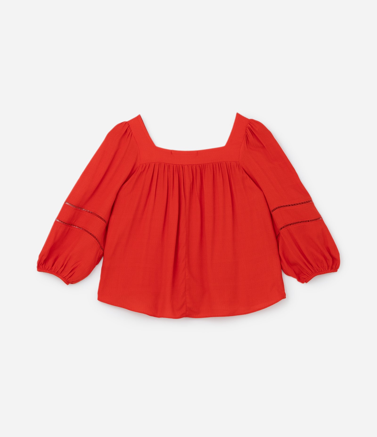 Blusa Bata em Viscose com Entremeios Curve & Plus Size Vermelho 6