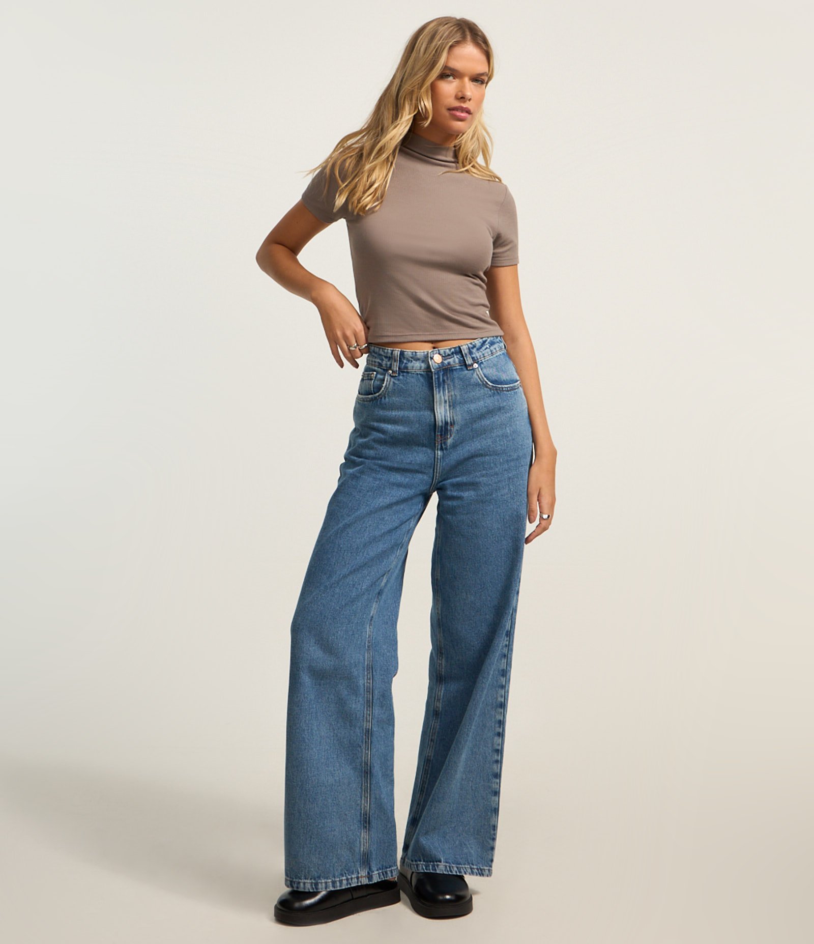 Blusa em Ribana com Golinha Alta Inteira Cinza 2