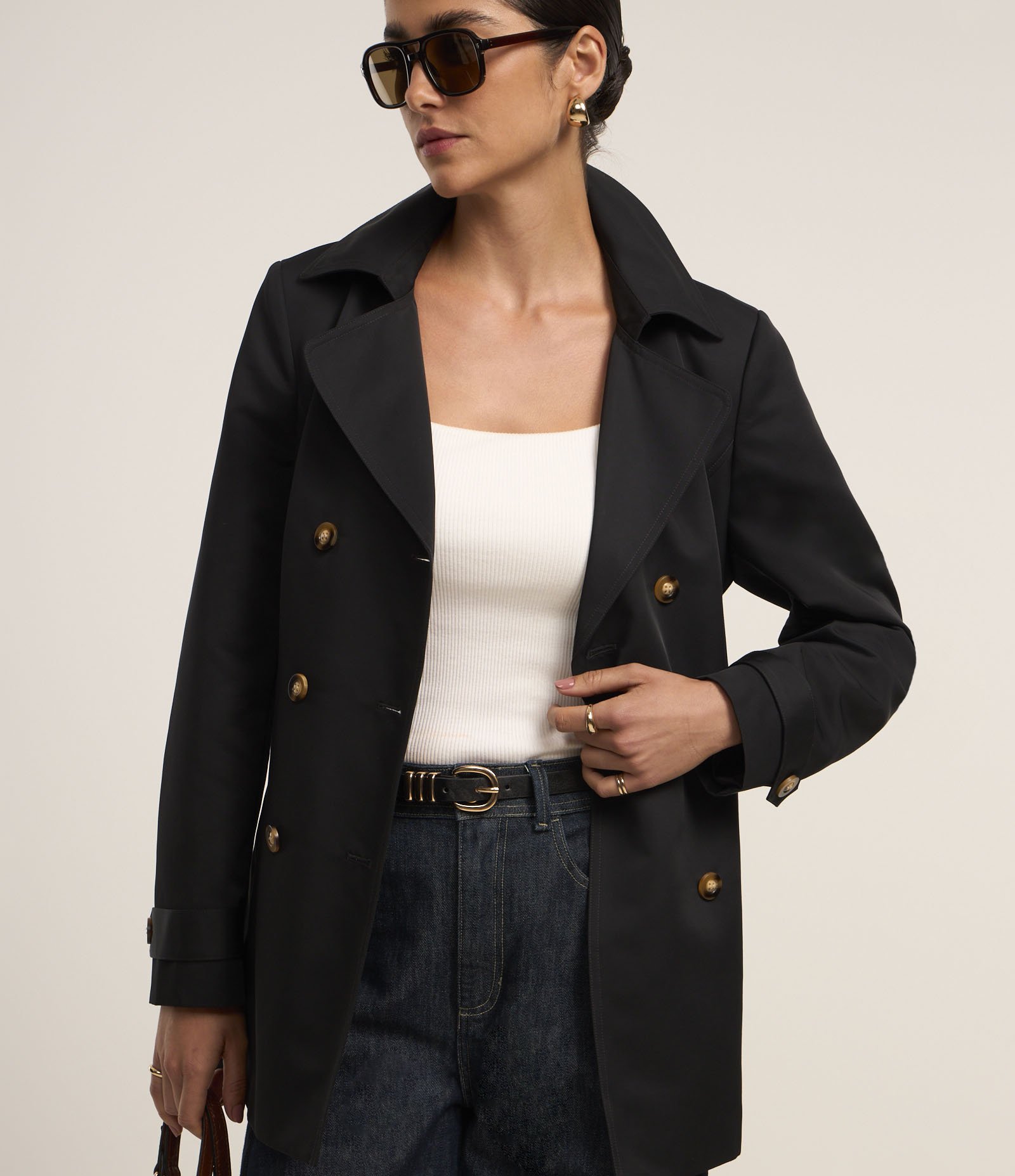 Casaco Trench Coat Alfaiatado com Detalhes Acetinados Preto 1
