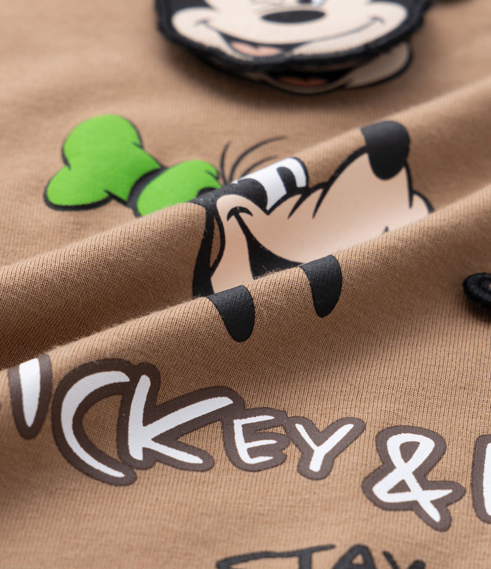 Camiseta Infantil com Estampa do Mickey e Amigos - Tam 1 a 5 Anos Marrom 3