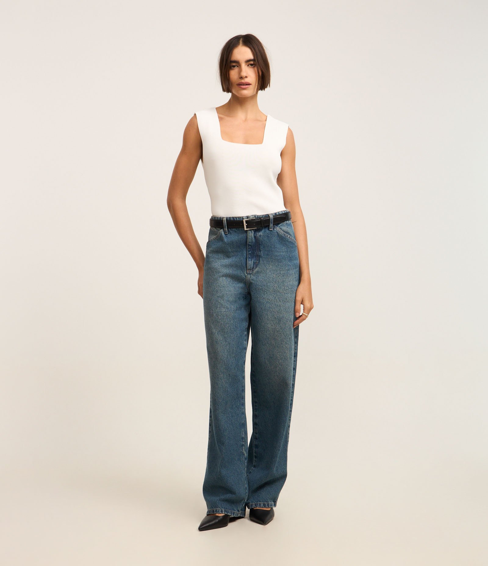 Blusa em Tricô com Decote Quadrado e Alça Larga Branco 2