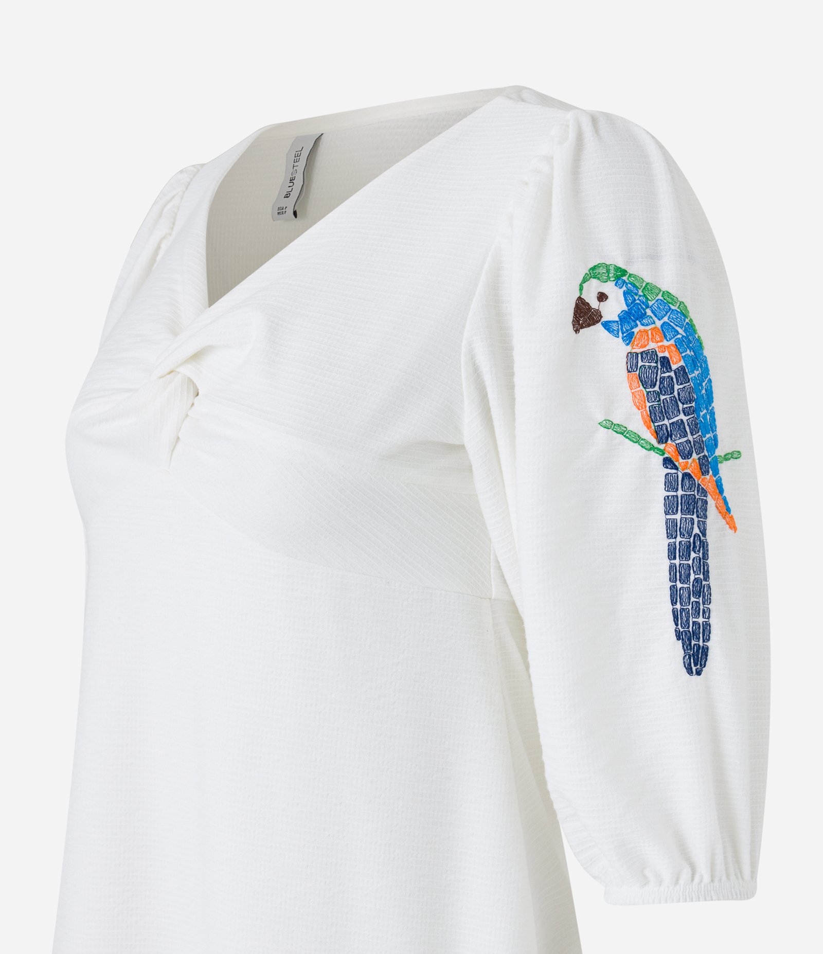 Vestido Curto com Busto Torcido e Bordado de Arara na Manga Branco Neve 6