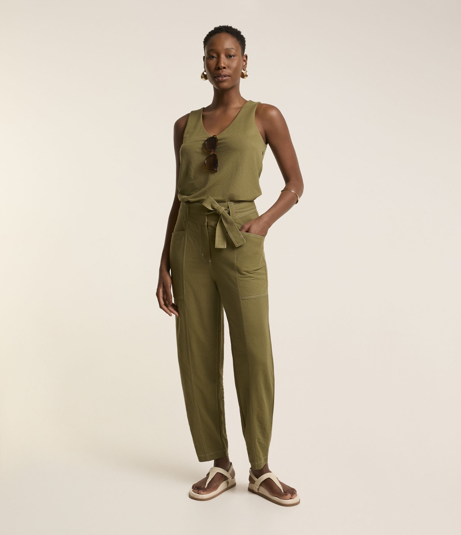 Calça Piquet Pespontada com Faixa Verde 1