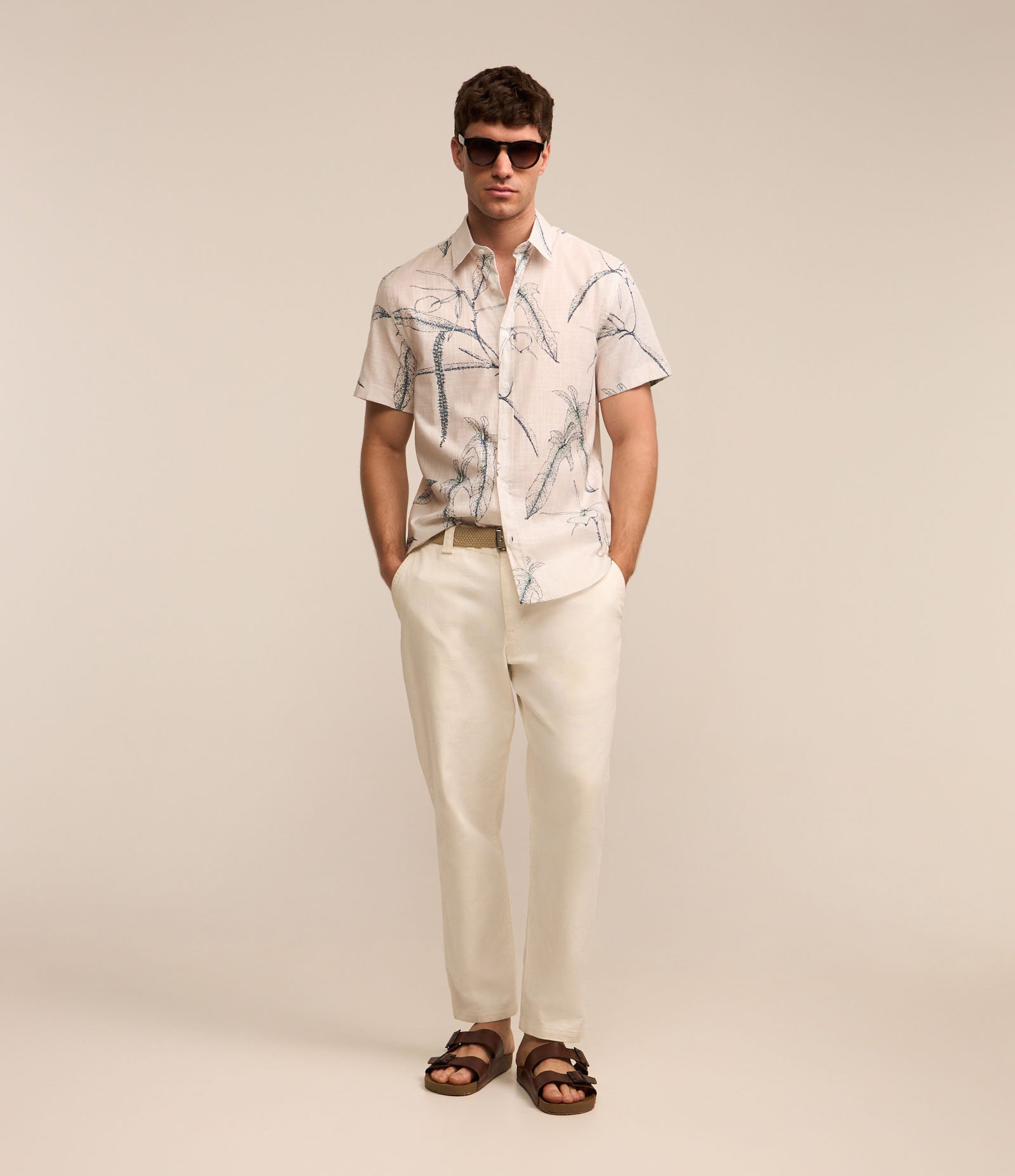 Camisa em Voil com Estampa Floral Outline Branco 3