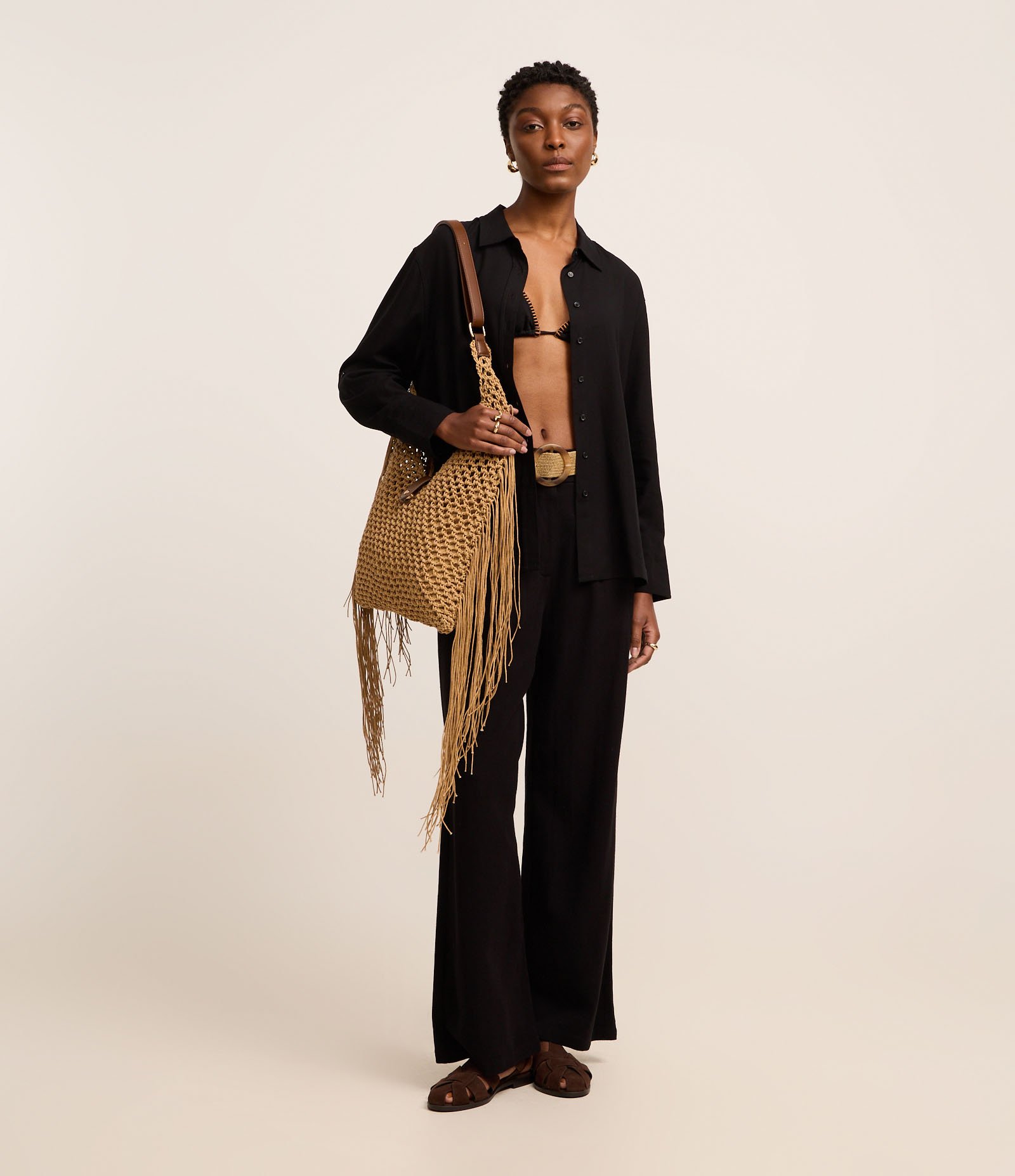 Calça Wide Leg em Viscolinho com Pregas Preto 1