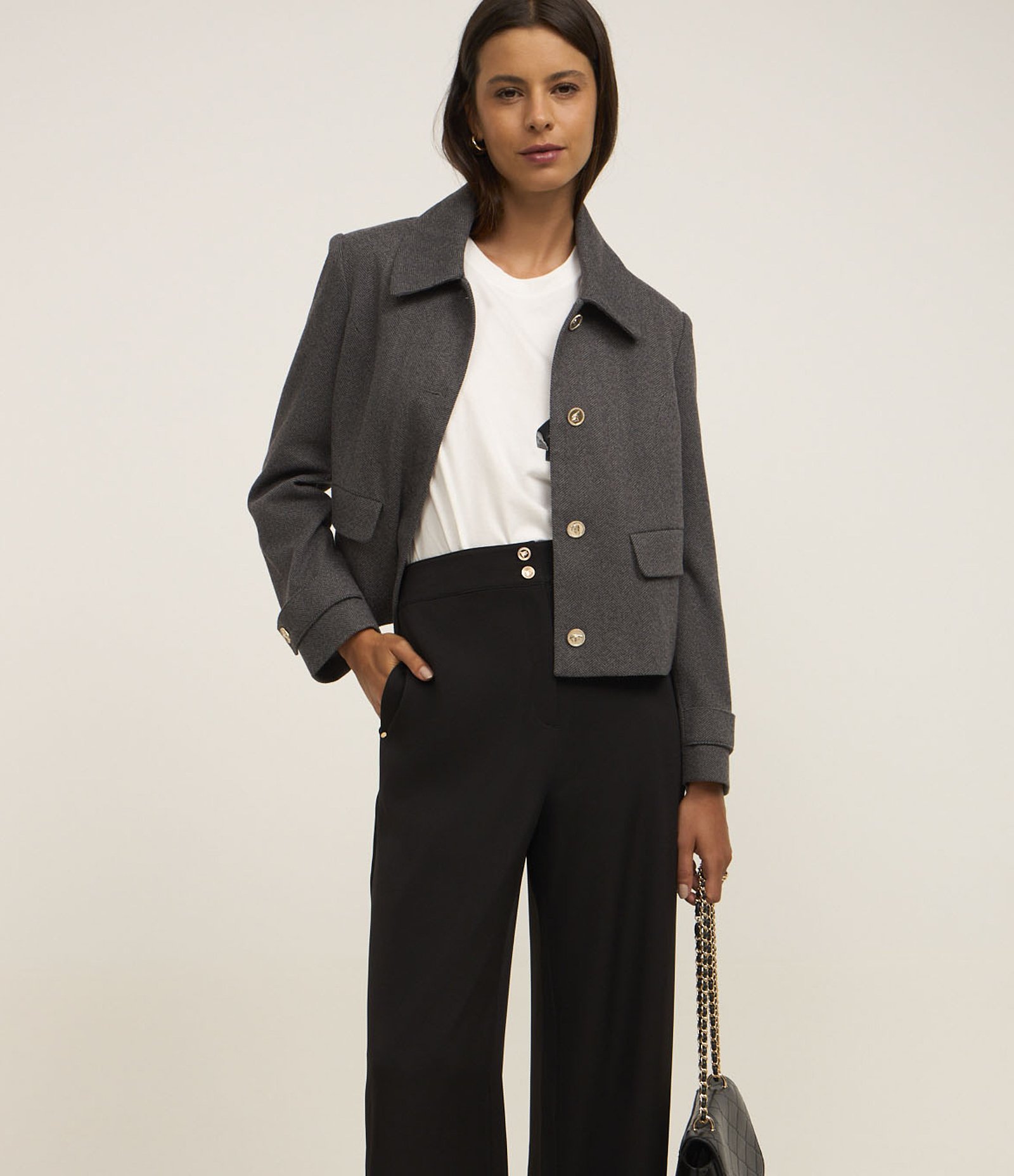 Calça Wide Leg Alfaiatada Cintura Alta com Botões Duplos 2