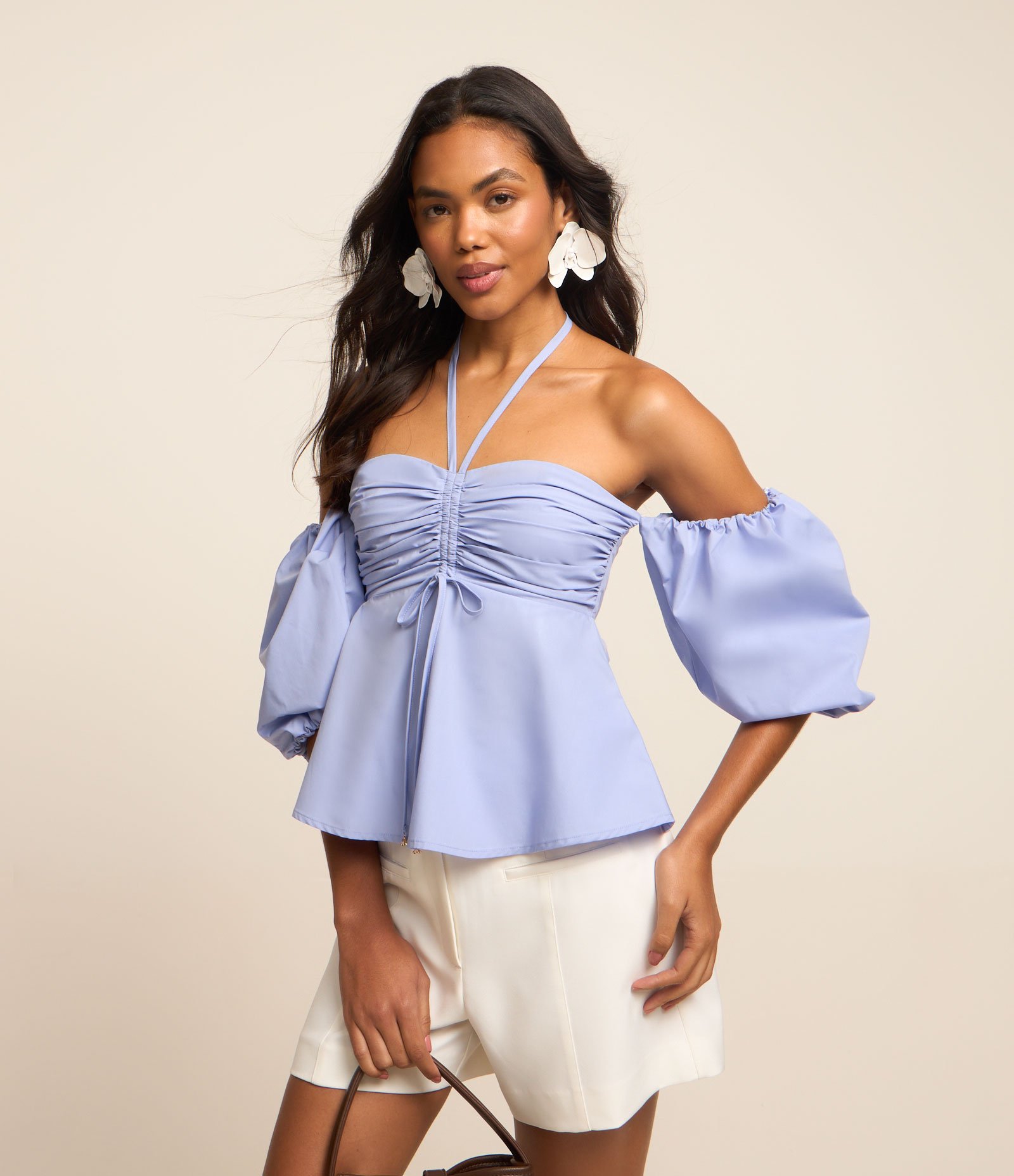 Blusa Ombro a Ombro em Tricoline com Amarração Azul 1