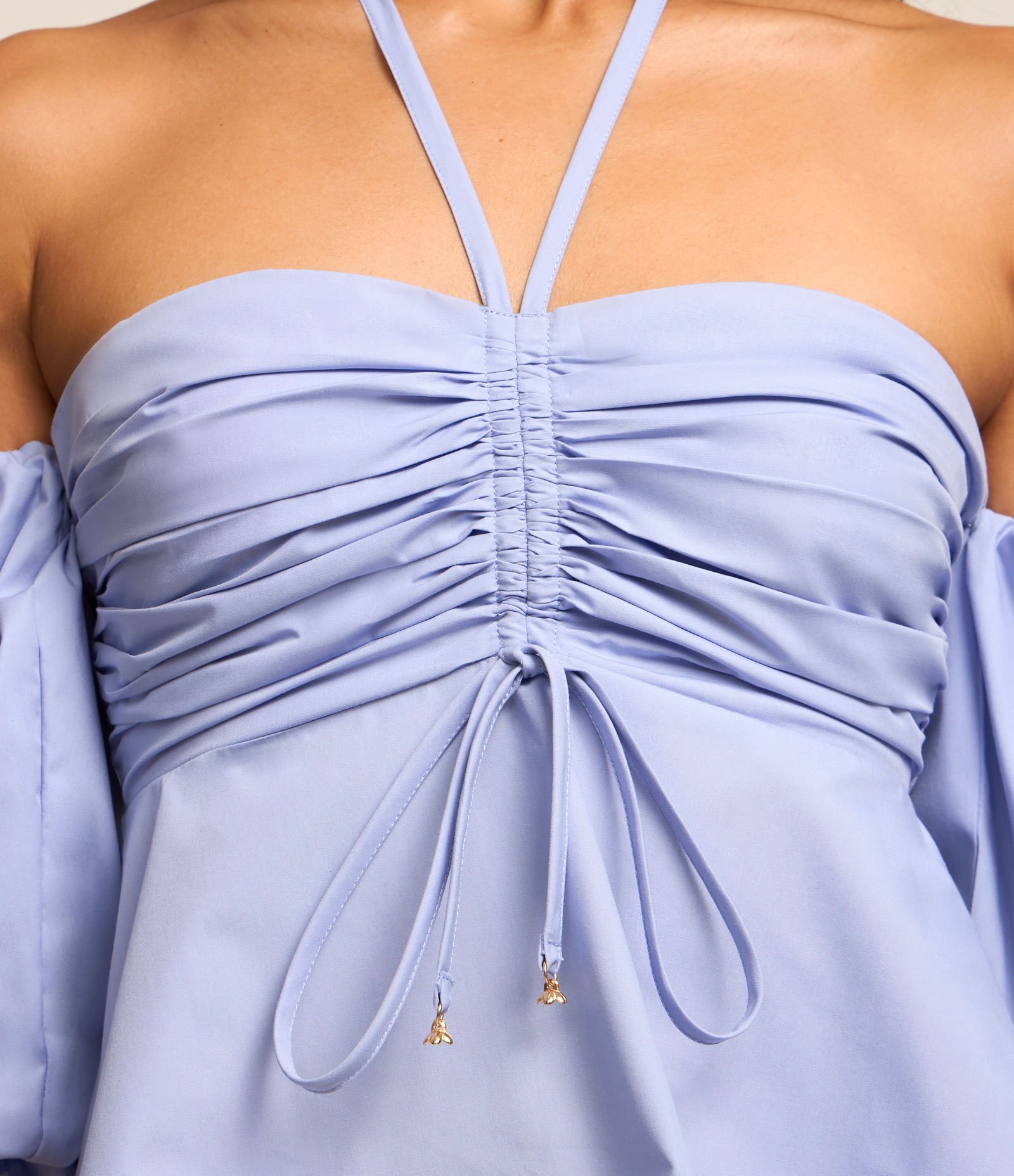 Blusa Ombro a Ombro em Tricoline com Amarração Azul 5