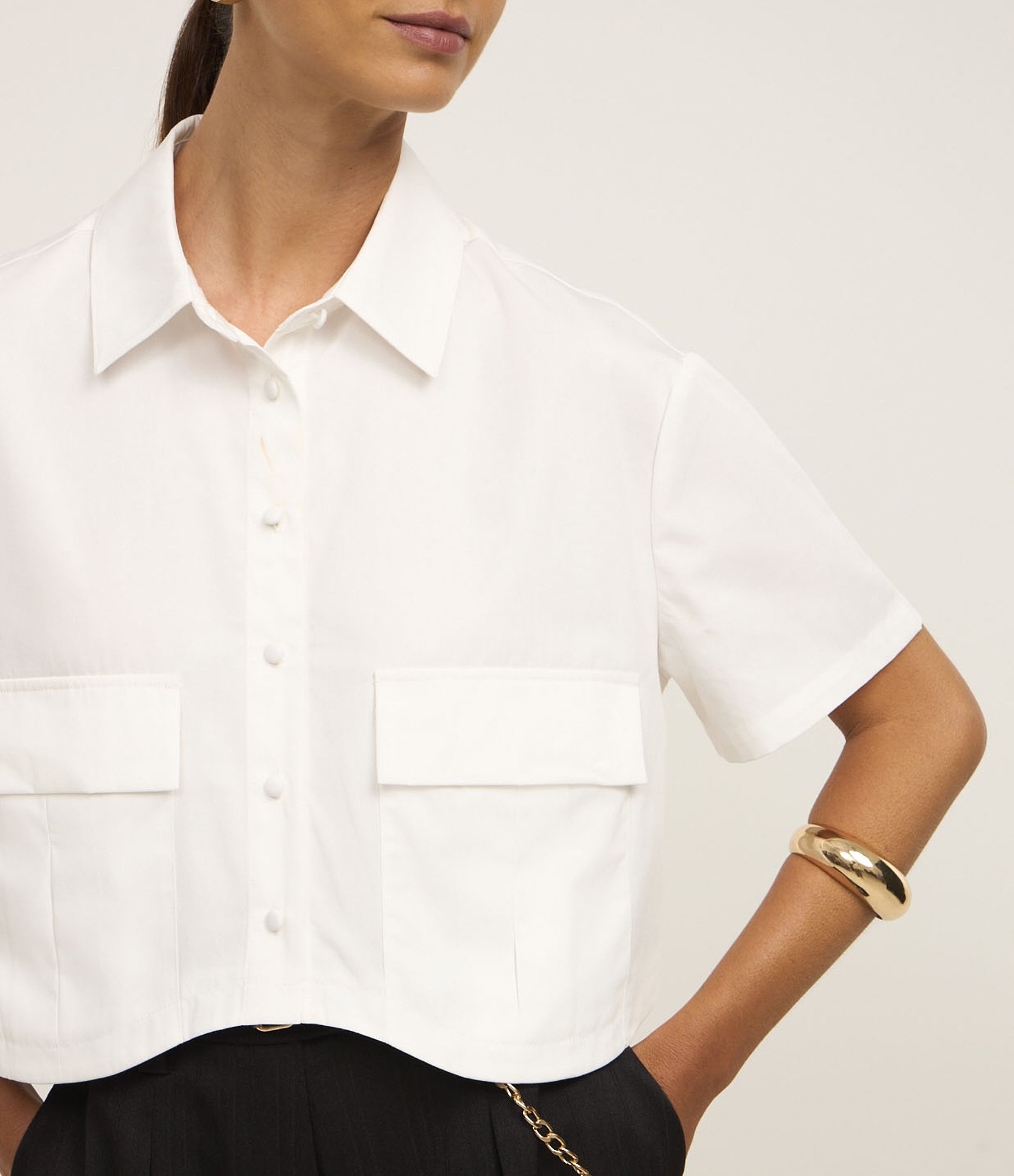 Camisa Manga Curta em Tricoline com Barra Assimétrica Branco 4