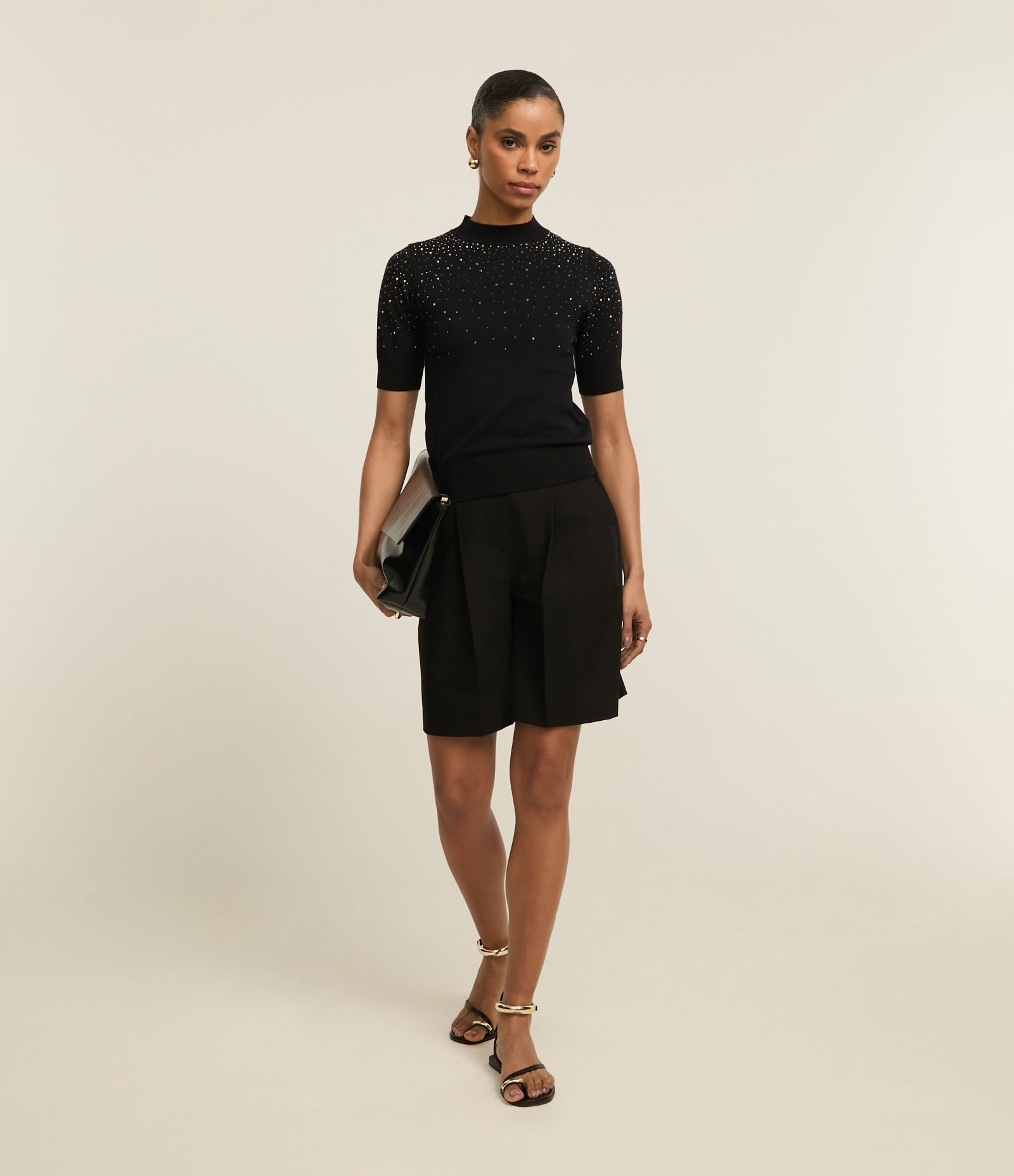 Blusa em Tricô com Brilhos de Strass e Manga Curta Preto 2