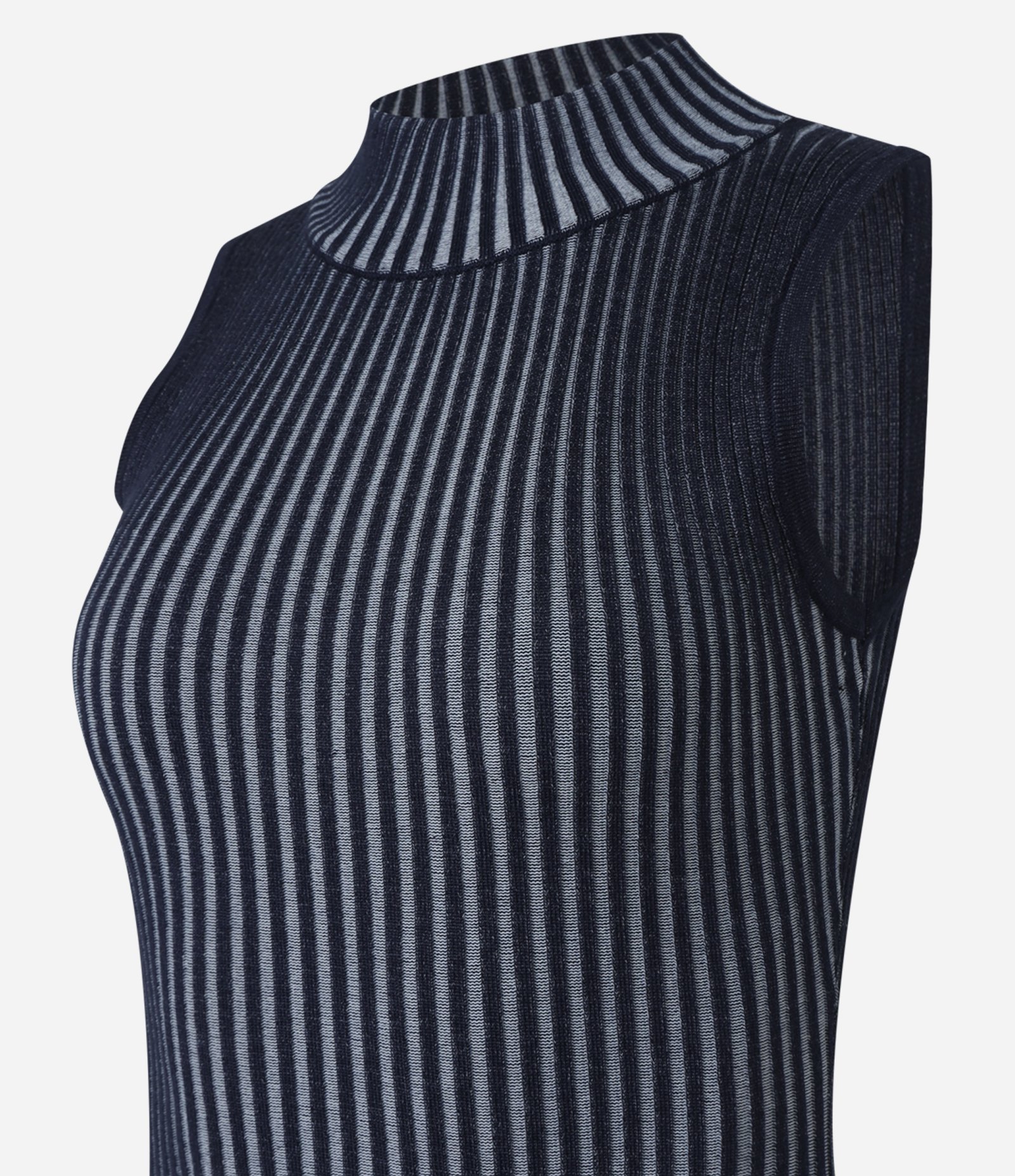 Vestido Midi em Tricô com Gola Alta e Frisos Azul Marinho 8