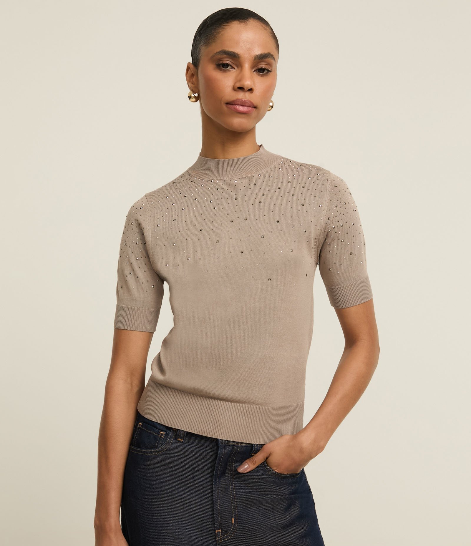 Blusa em Tricô com Brilhos de Strass e Manga Curta Bege 1