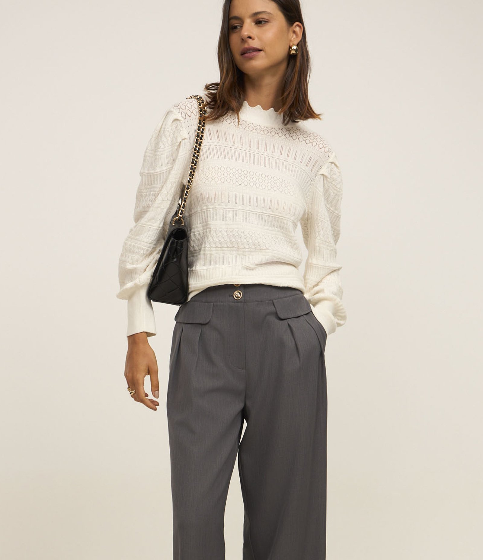 Calça Wide Leg Alfaiatada com Lapelas e Pregas Cinza 2