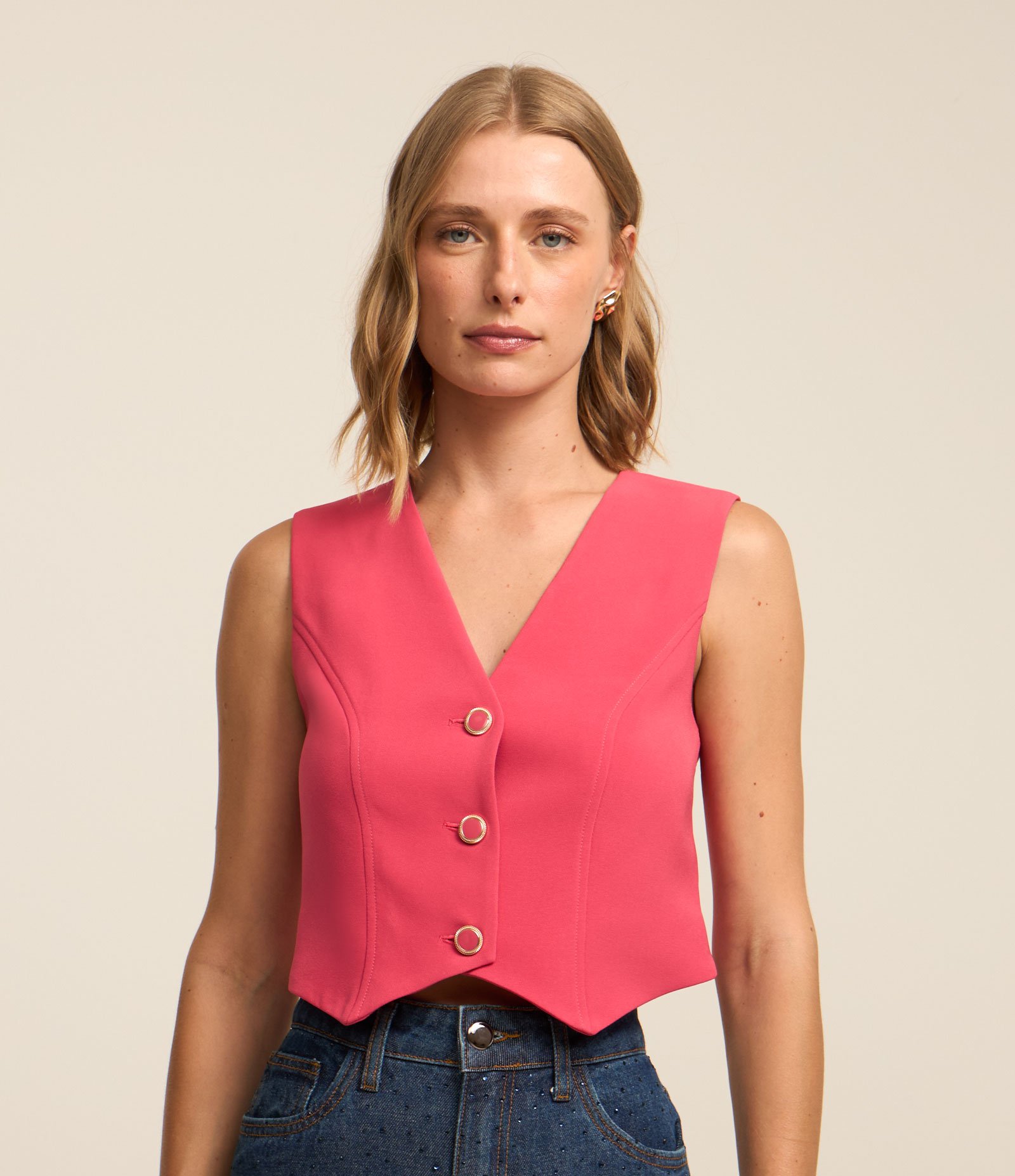 Colete em Crepe com Botões de Bordas Metalizadas Bordô 1