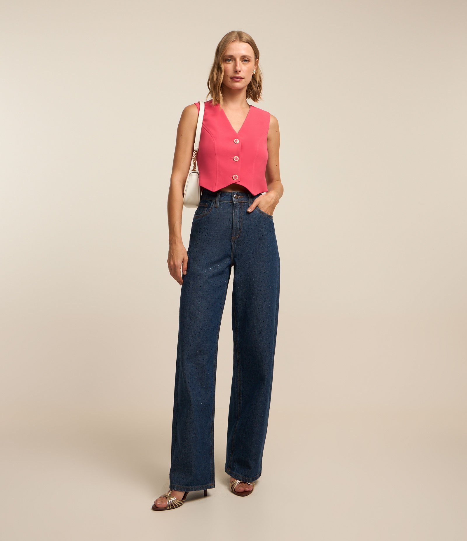 Colete em Crepe com Botões de Bordas Metalizadas Bordô 2