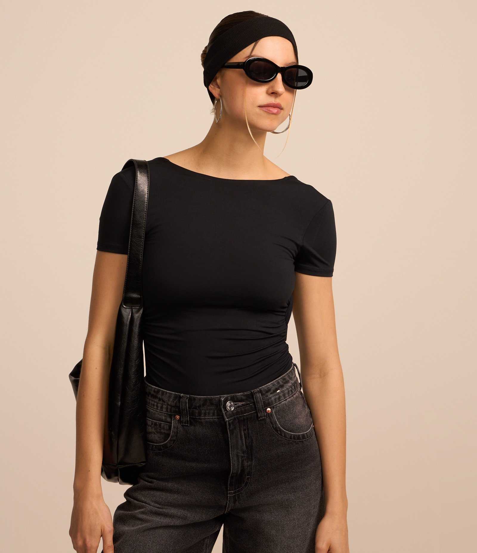 Body com Franzidos e Costas Abertas 5