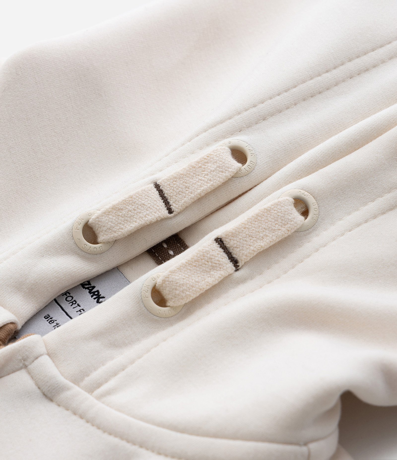 Jaqueta Infantil com Capuz e Bolsos - Tam 5 a 14 Anos Marrom/Bege 4