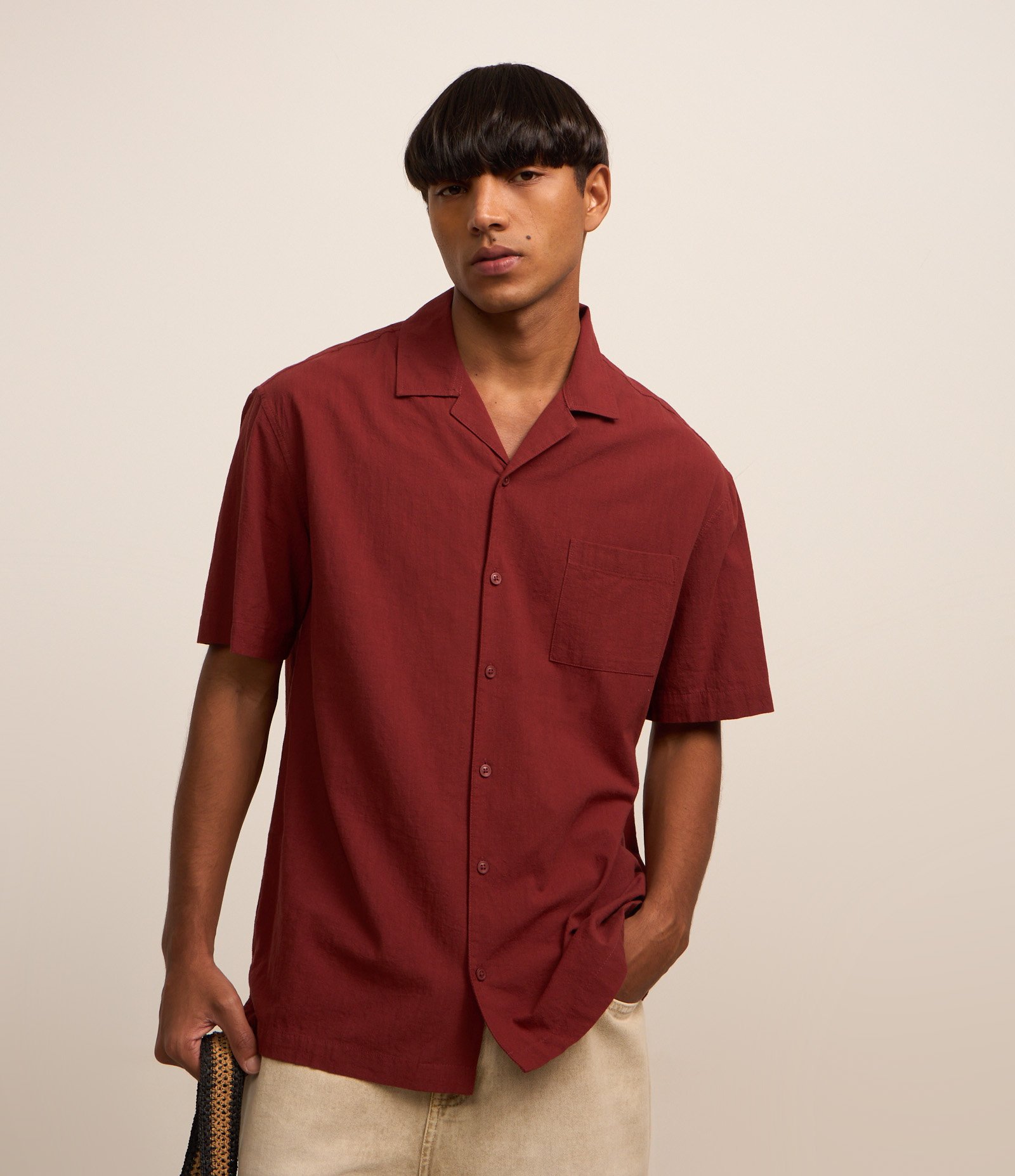 Camisa Relaxed em Tricoline com Textura Bowling Marrom Terra 1