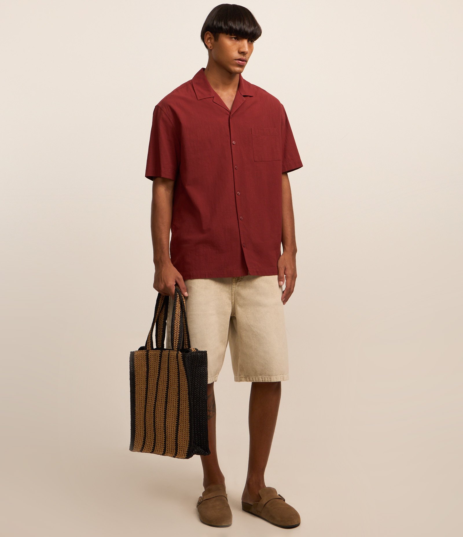 Camisa Relaxed em Tricoline com Textura Bowling Marrom Terra 2