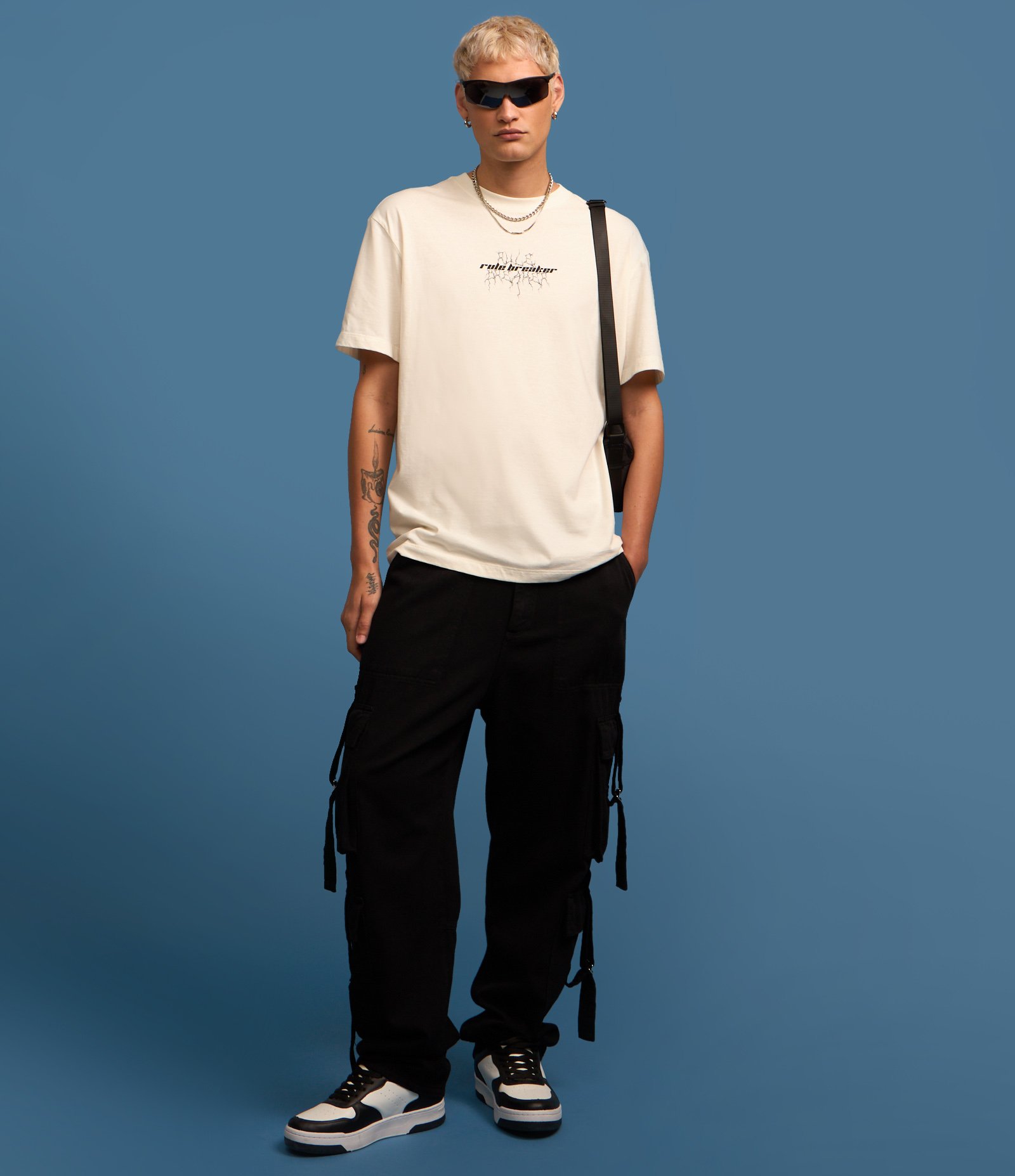 Camiseta Relaxed com Manga Curta e Estampa Angel Rule Breaker Branco 2