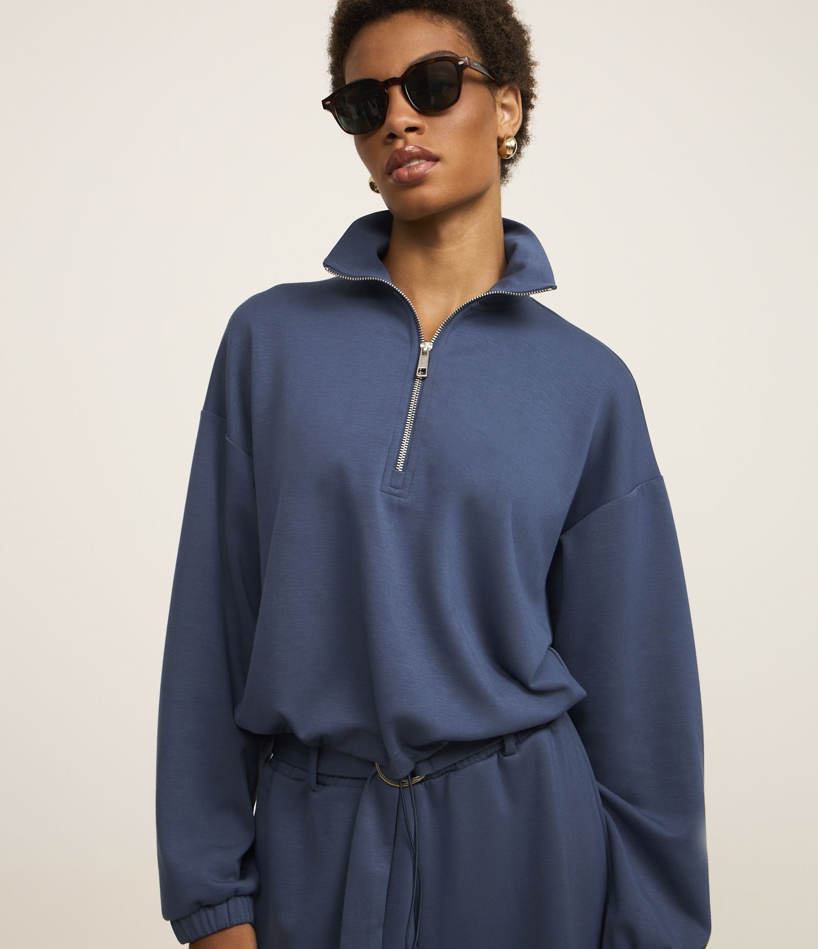 Blusa Manga Longa em Moletinho com Fechamento de Zíper no Decote Azul 1