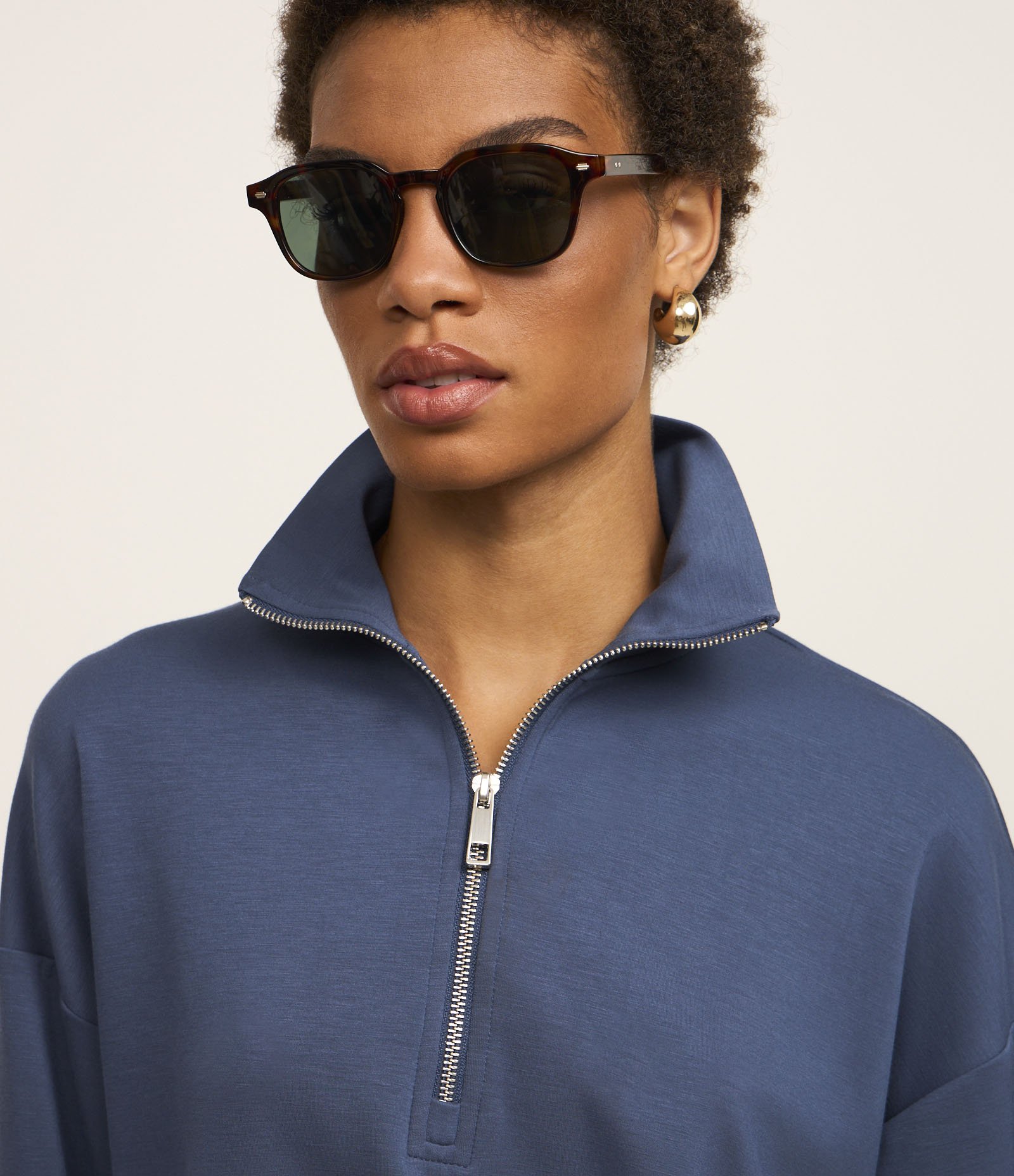 Blusa Manga Longa em Moletinho com Fechamento de Zíper no Decote Azul 4