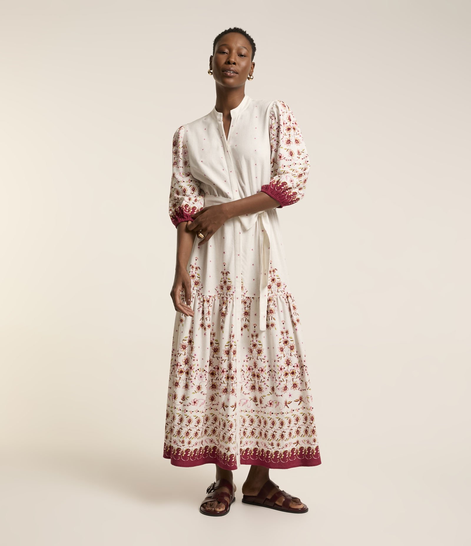 Vestido Chemise Midi em Viscolinho com Estampa Floral Branco/ Vermelho 1