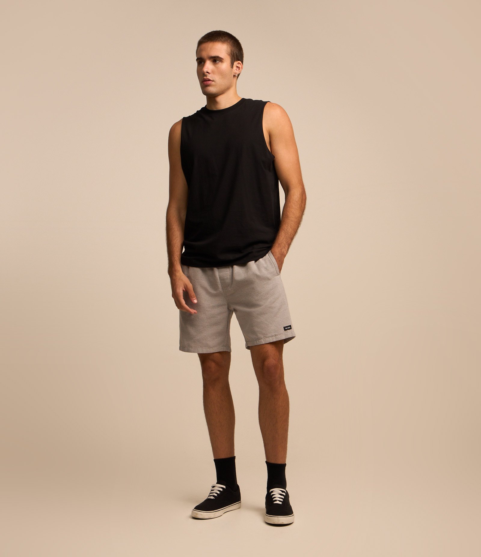 Bermuda em Algodão com Efeito Rajado Cinza 1