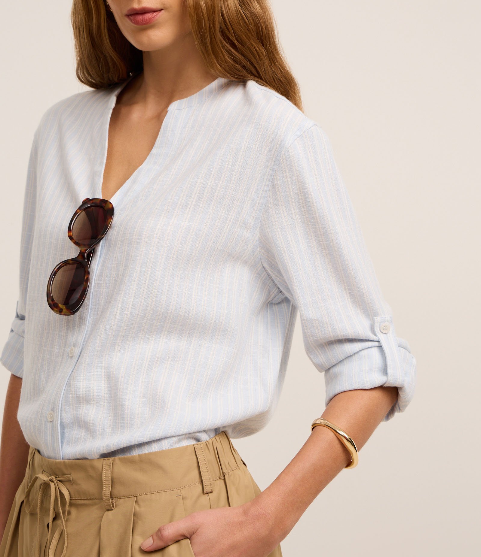 Camisa em Viscolinho Listrada de Fios Tintos Azul Claro 4