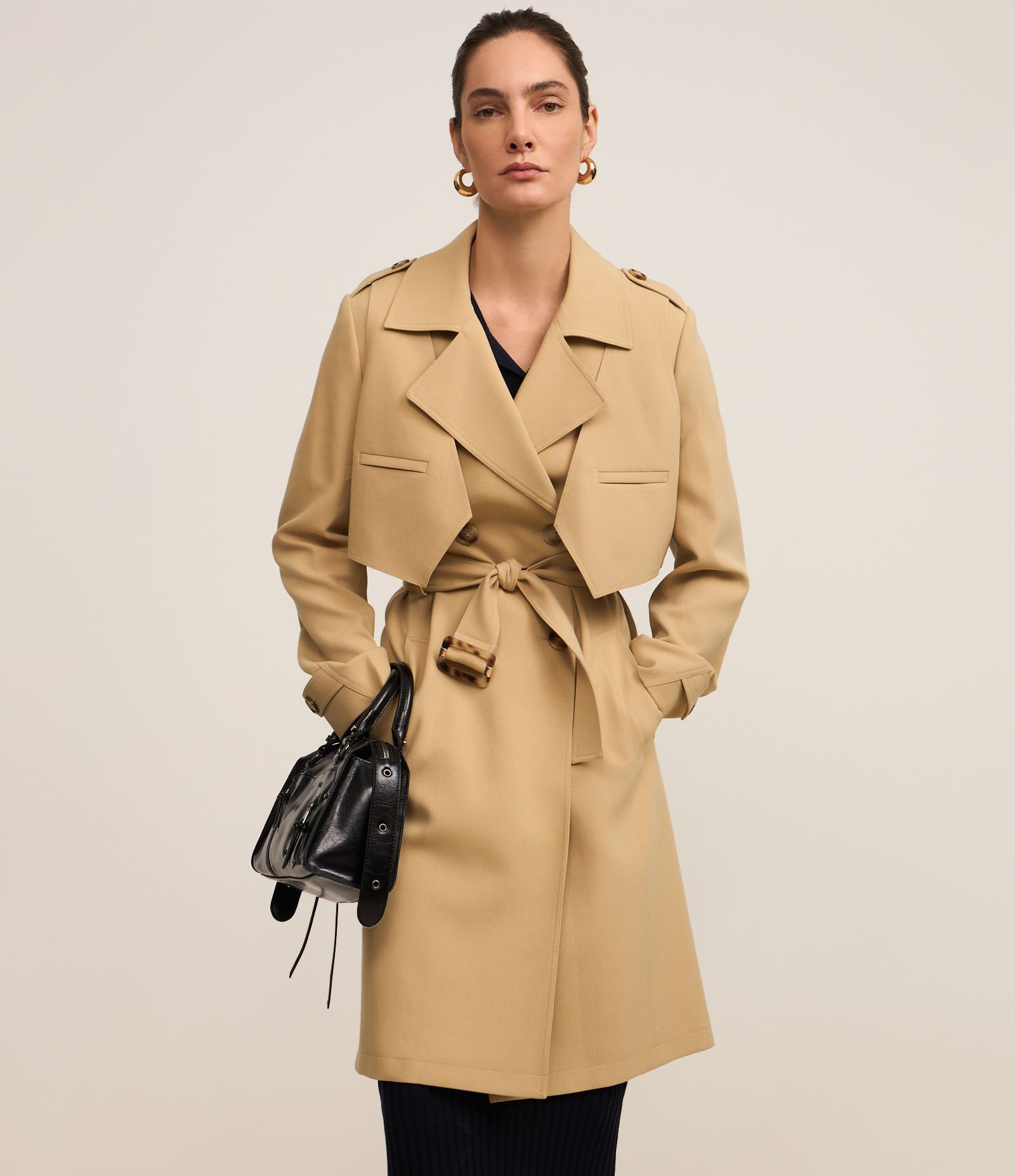 Casaco Trench Coat Gabardine com Botões Frontais e Cinto Bege 7