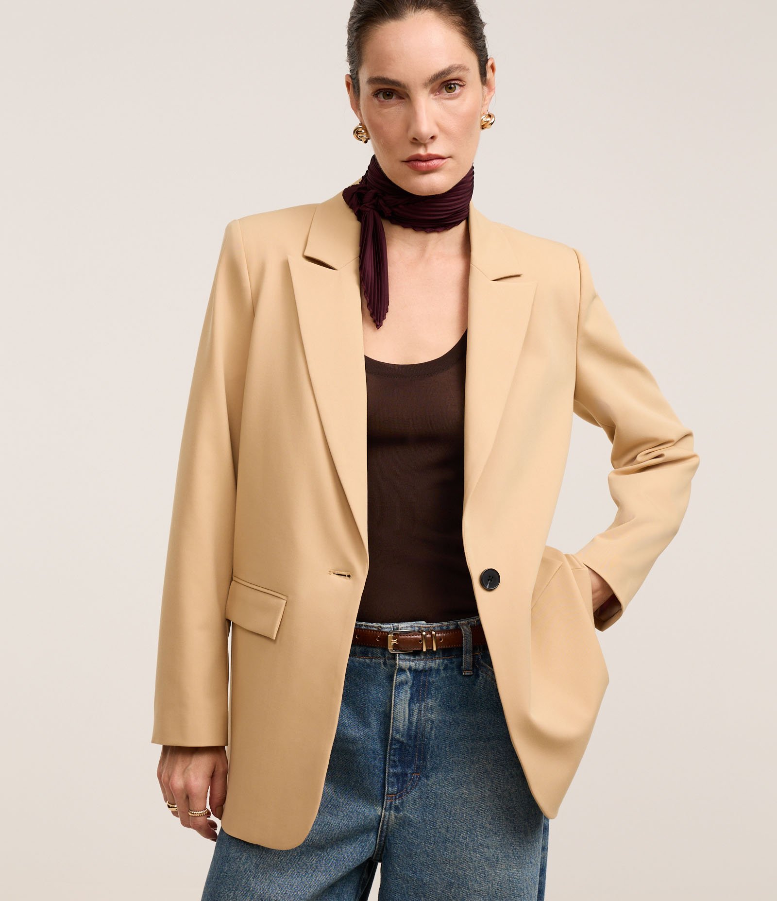 Blazer Oversized Alfaiatado com Botão Único Bege 1