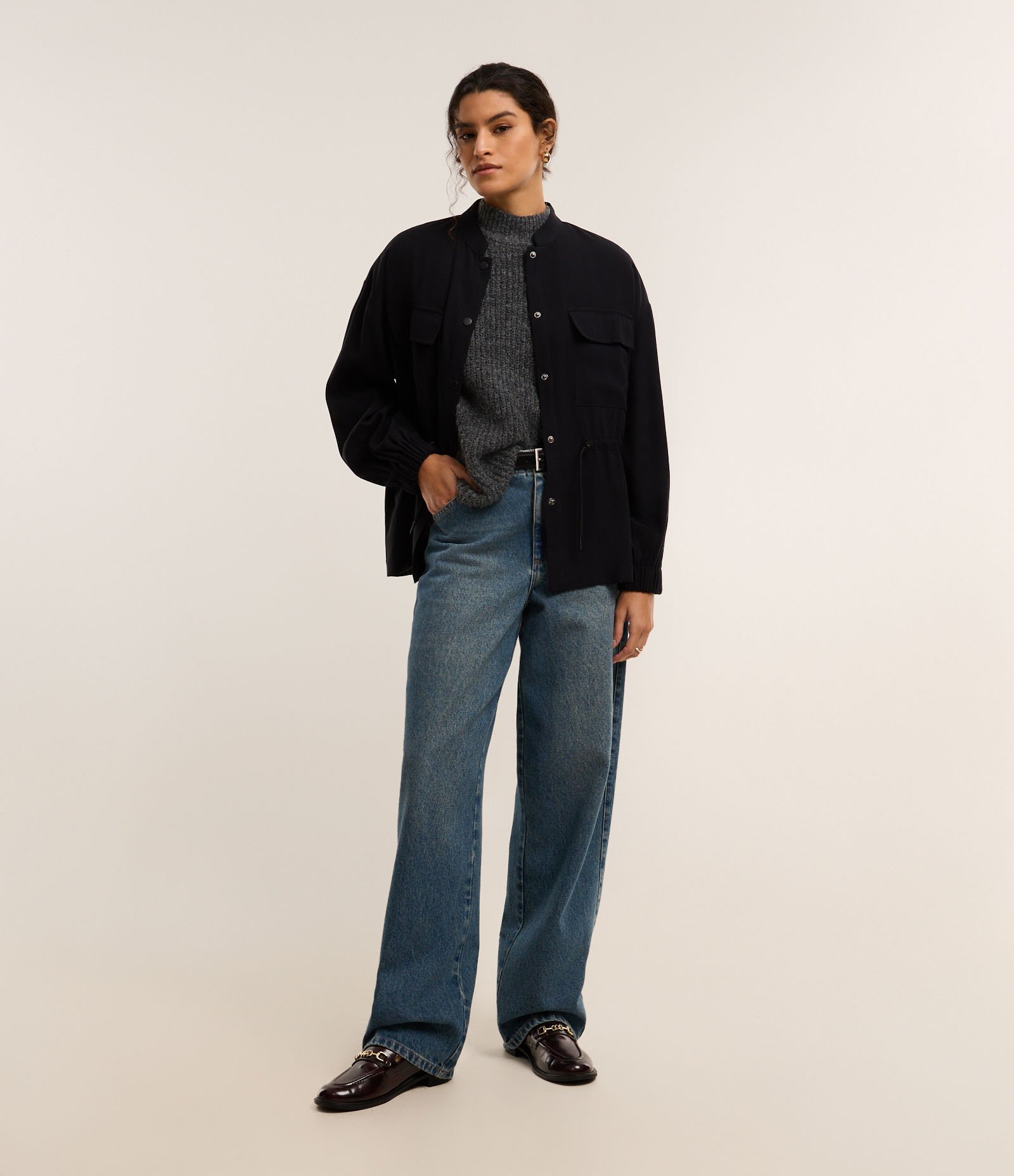 Jaqueta Parka em Viscose com Tencel na Cintura e Gola Alta Preto 2