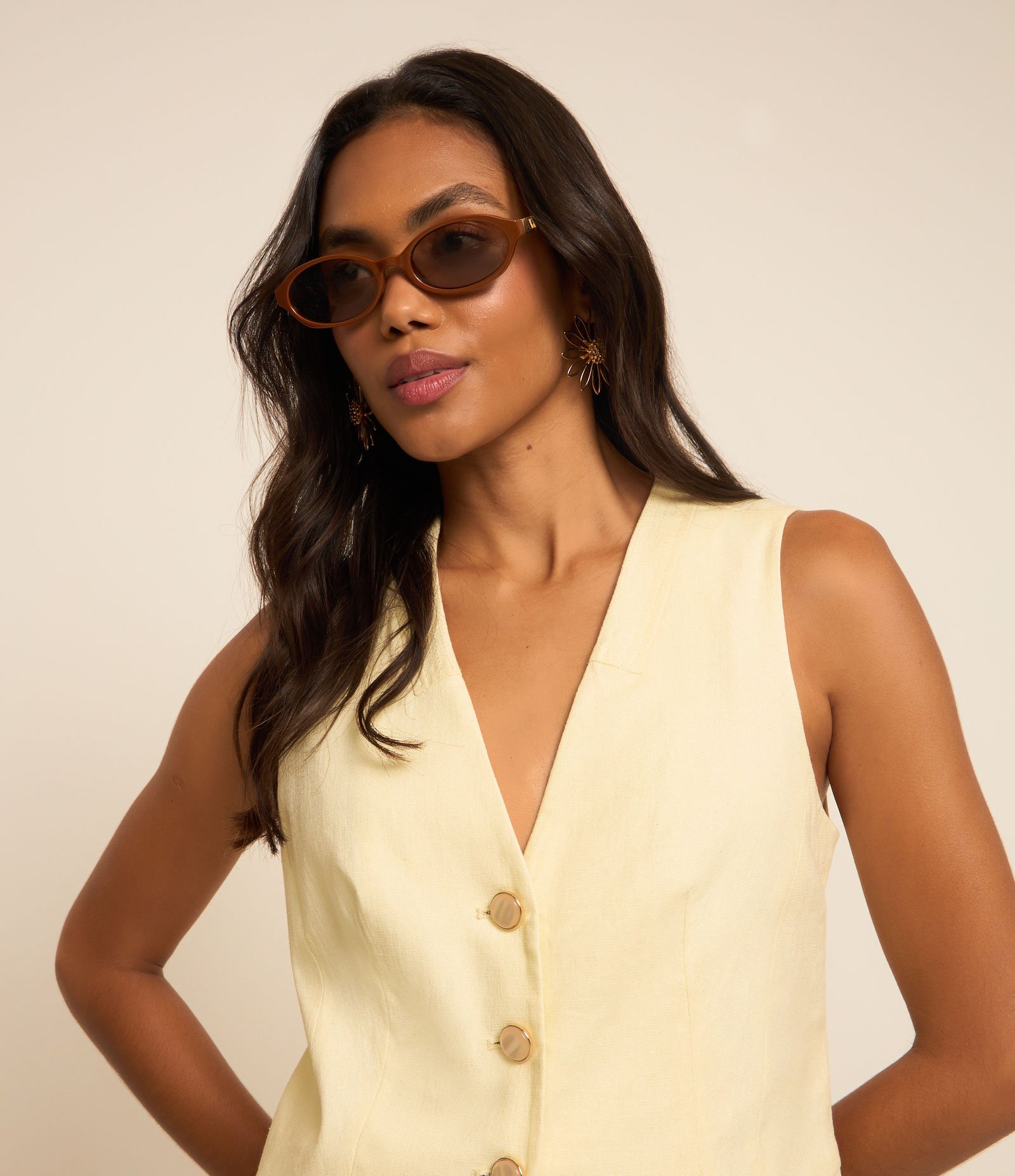 Colete em Viscolinho com Fechamento Frontal Amarelo 2