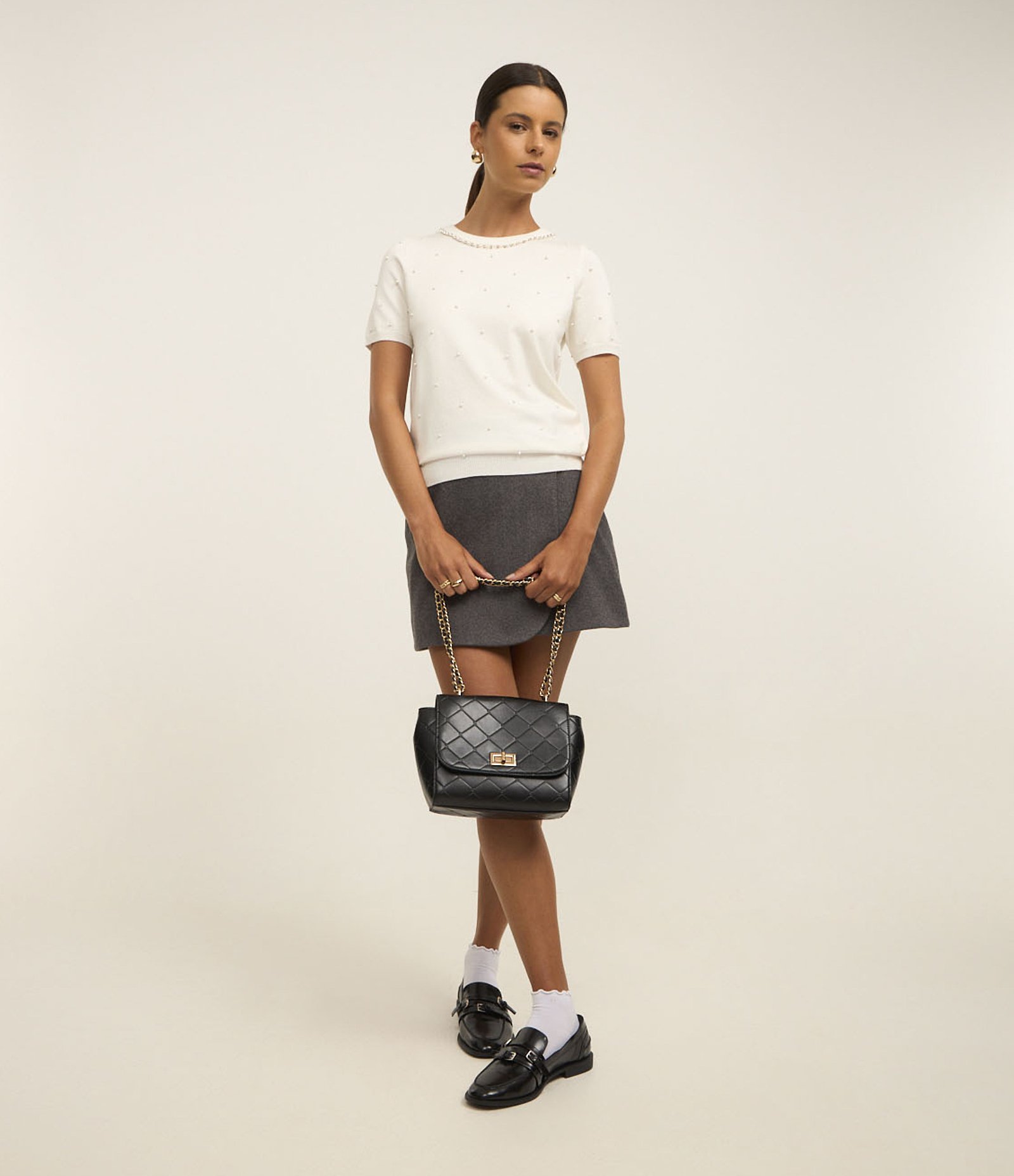 Blusa em Tricô com Aplicação de Pérolas e Strass Branco 2