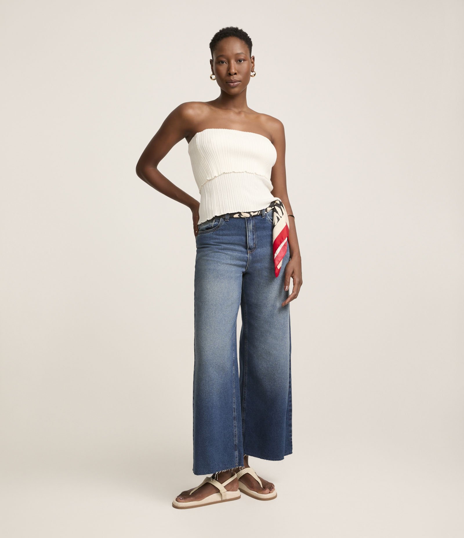 Blusa Tomara Que Caia em Tricô com Busto Dobrado Off White 2