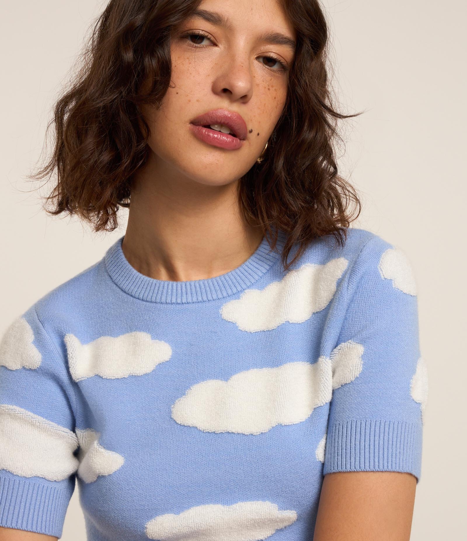 Blusa em Tricô com Nuvens Atoalhadas Azul 3