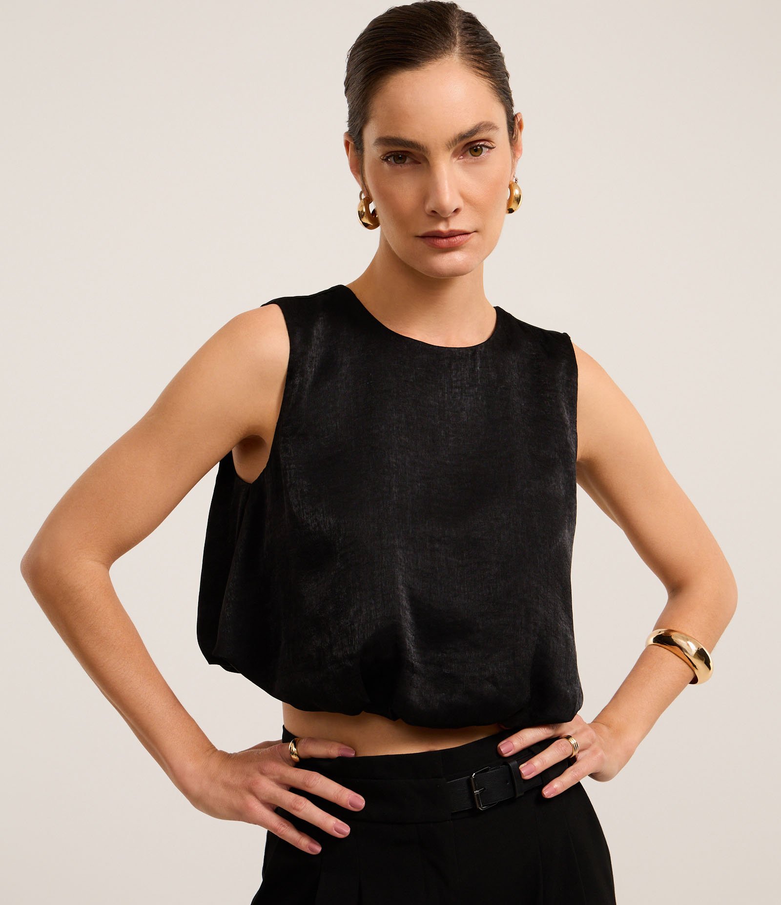 Blusa Balonê em Chiffon com Pregas nas Costas Preto 1