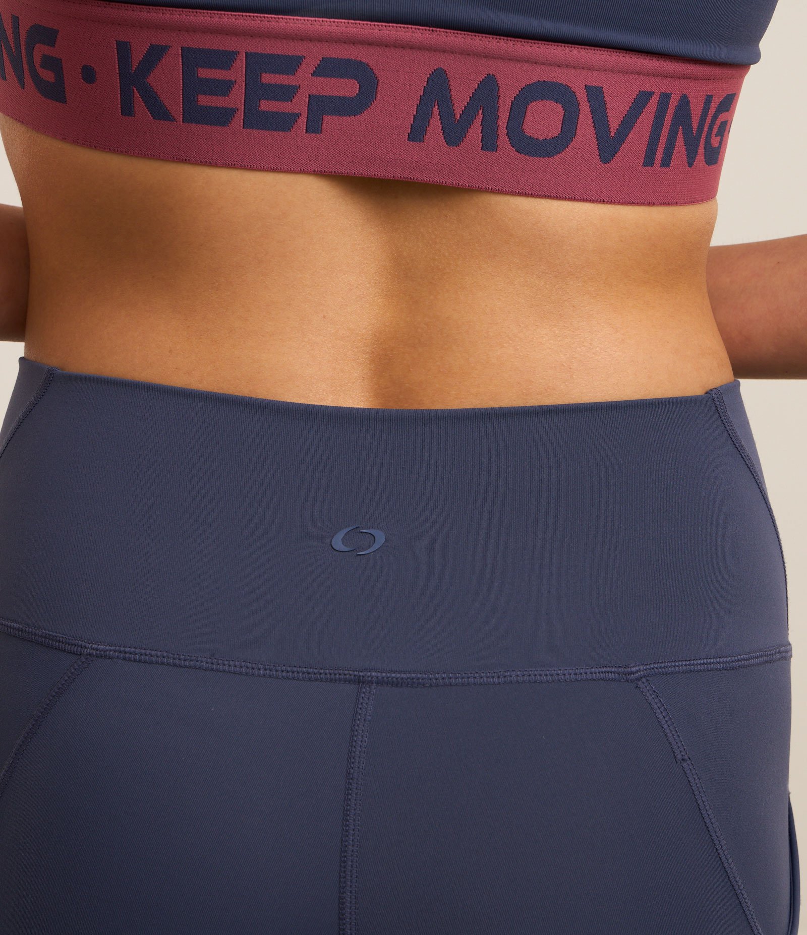 Calca Legging Esportiva em Microfibra com Bolsos Azul Médio 5