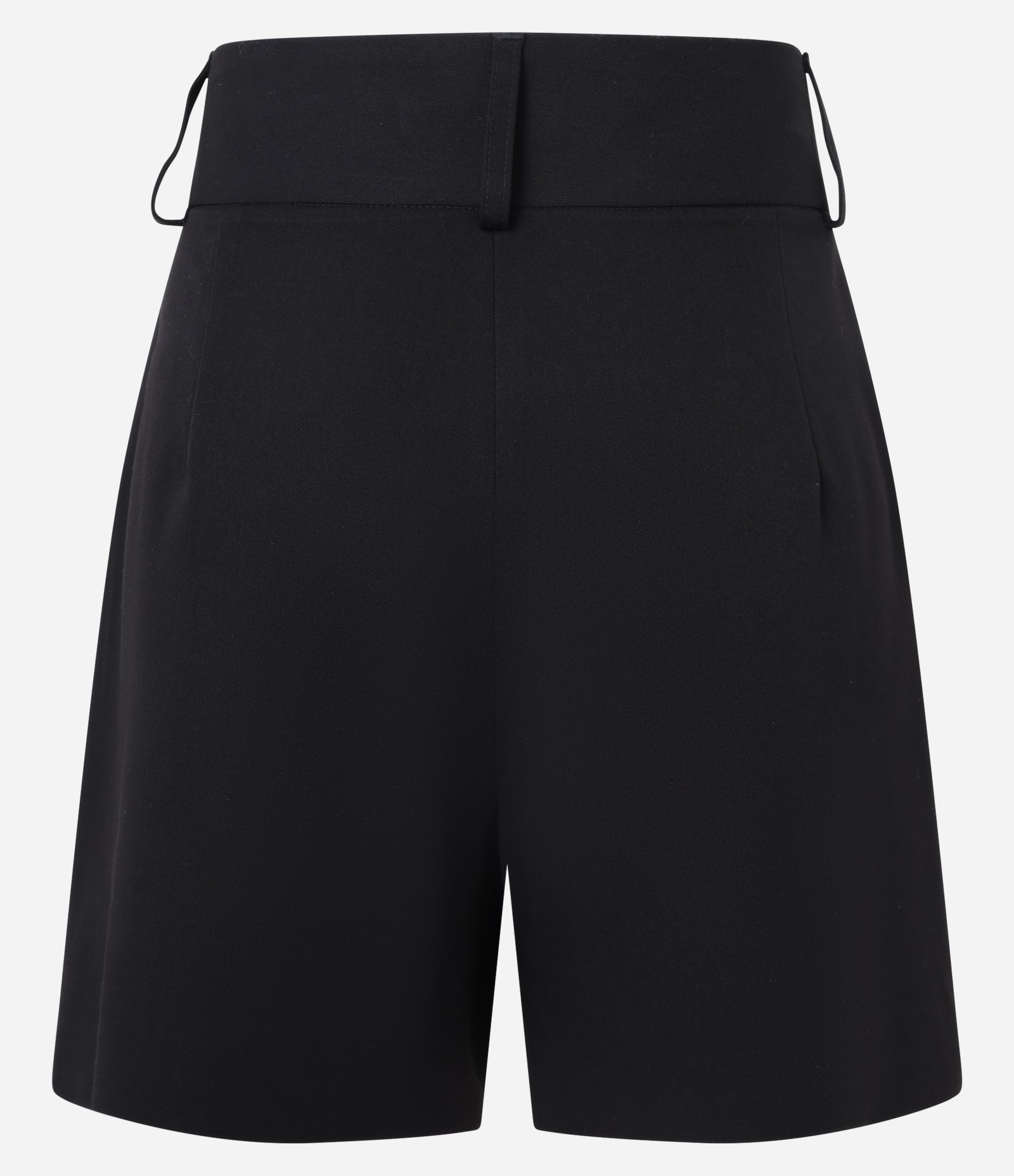 Bermuda Alfaiataria Liso com Pregas Frontais 6