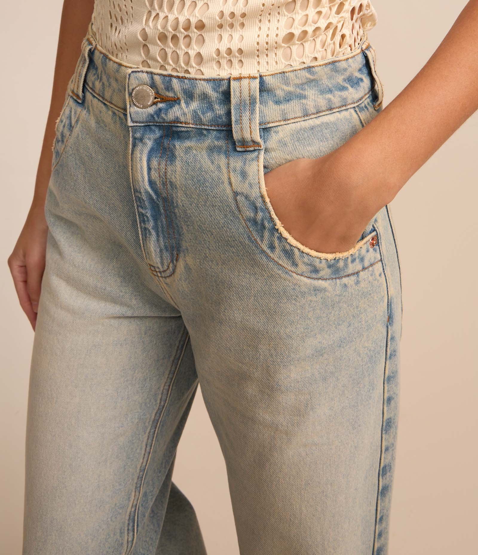 Calça Skater Jeans Dirty com Bolsos Azul 4