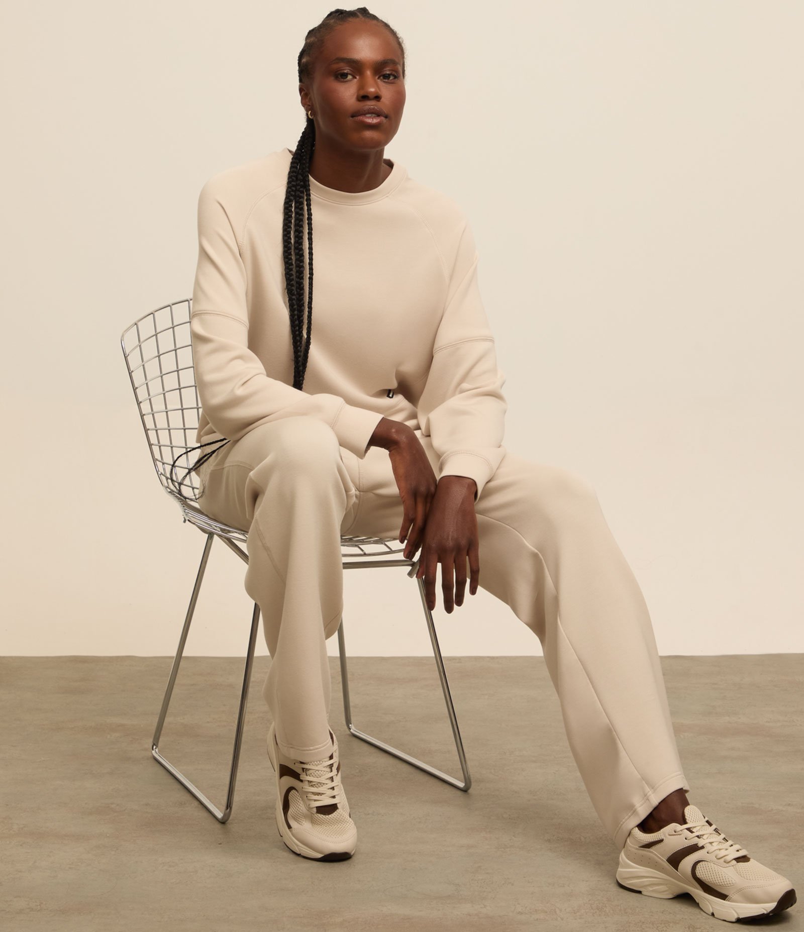 Blusão Moletom Esportivo em Microfibra com Recortes Off White 1