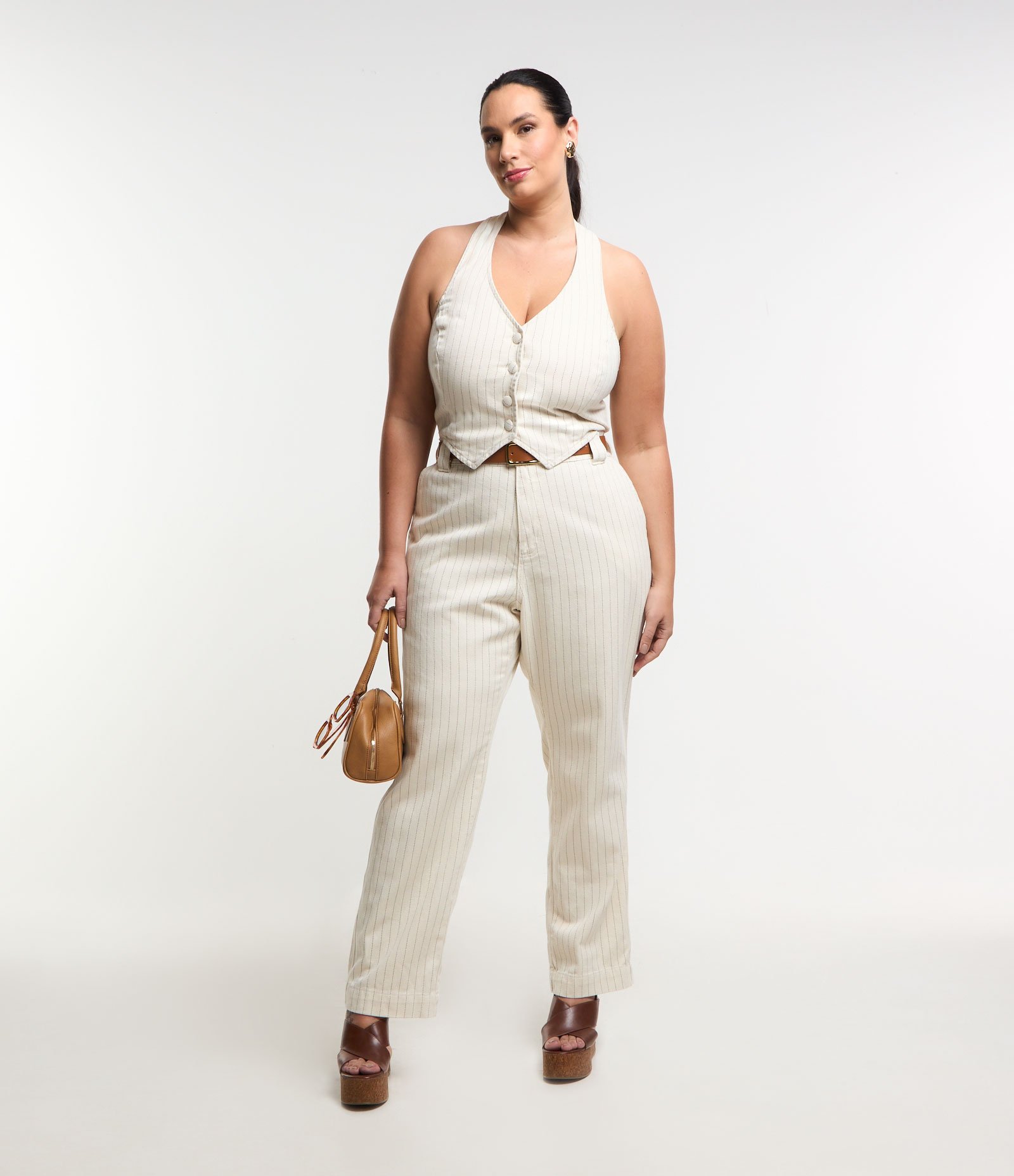 Colete Frente Única em Sarja Risca de Giz Curve & Plus Size Off White 2
