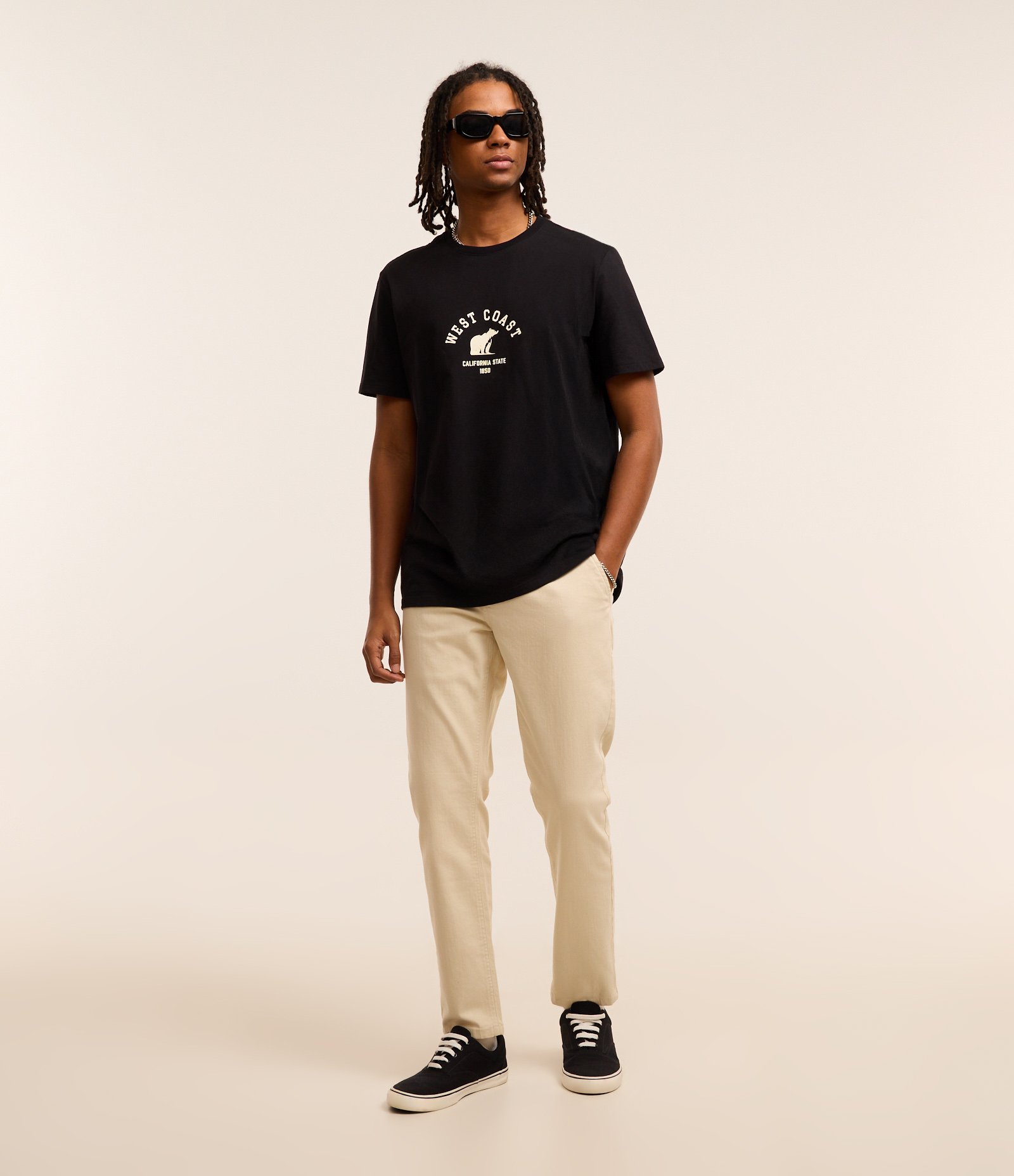 Calça Skinny em Sarja com Elastano Bege 1