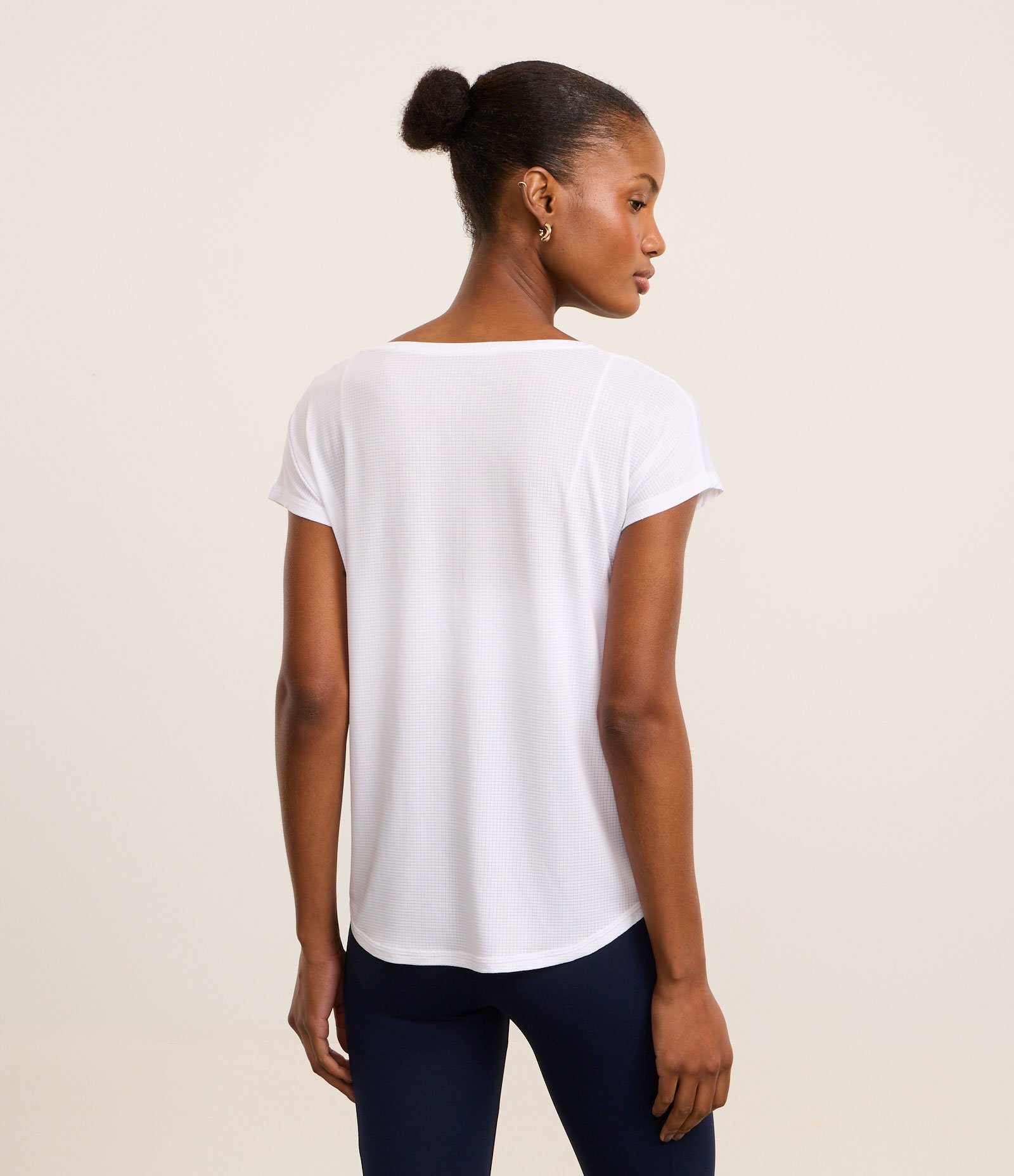 Camiseta Esportiva em Microfibra com Decote Redondo Branco 3