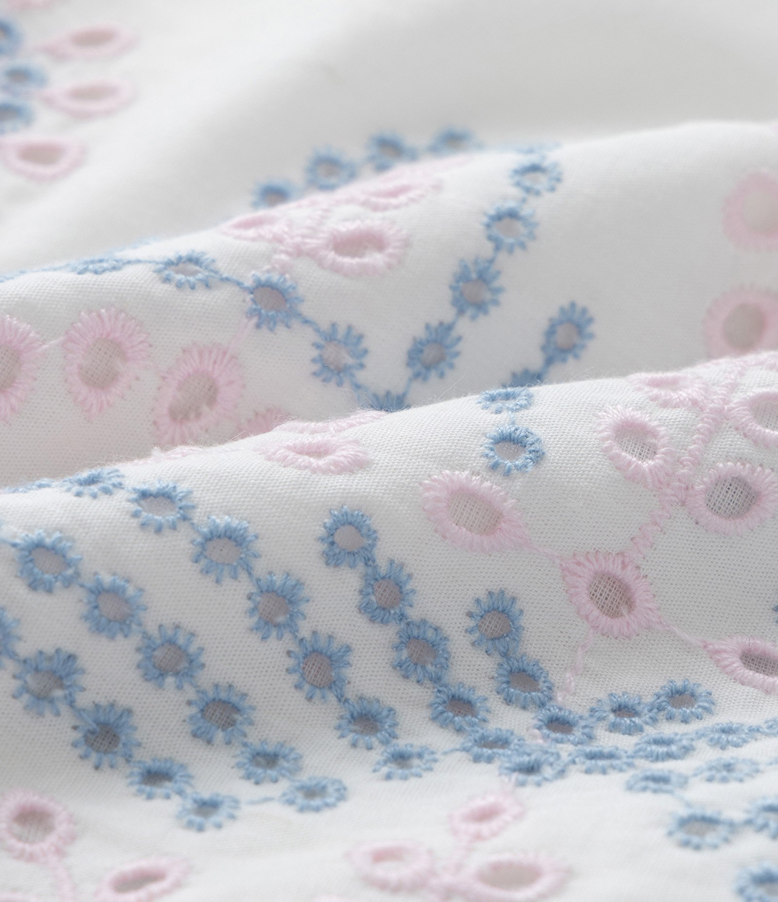 Vestido Infantil em Laise com Bordado na Barra - Tam 1 a 5 Anos Branco 3