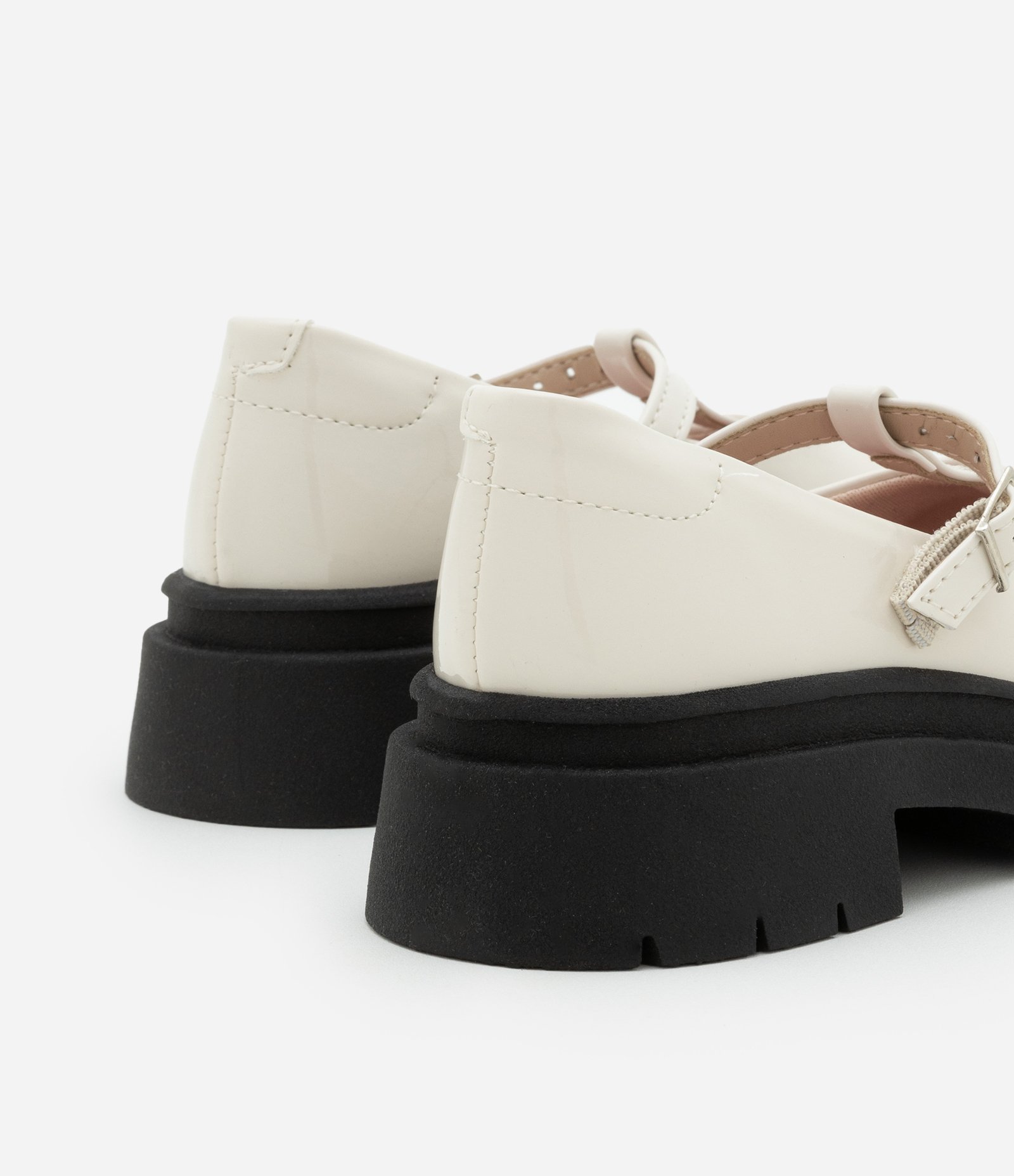 Sapato Oxford Infantil com Sola Tratoradinha Molekinha - Tam 26 ao 32 Off White 3