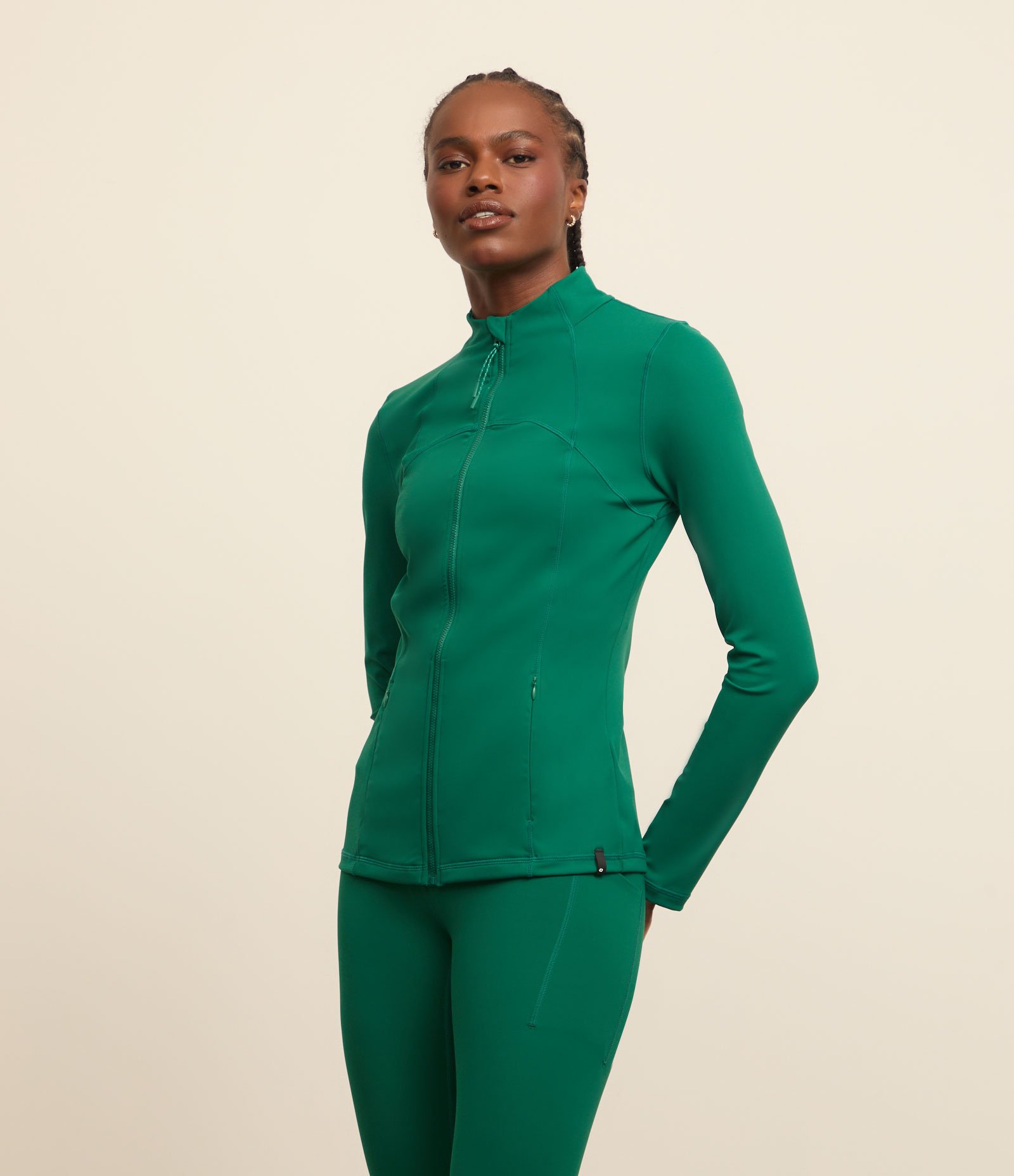 Jaqueta Esportiva em Microfibra com Recortes e Bolsos Verde 2