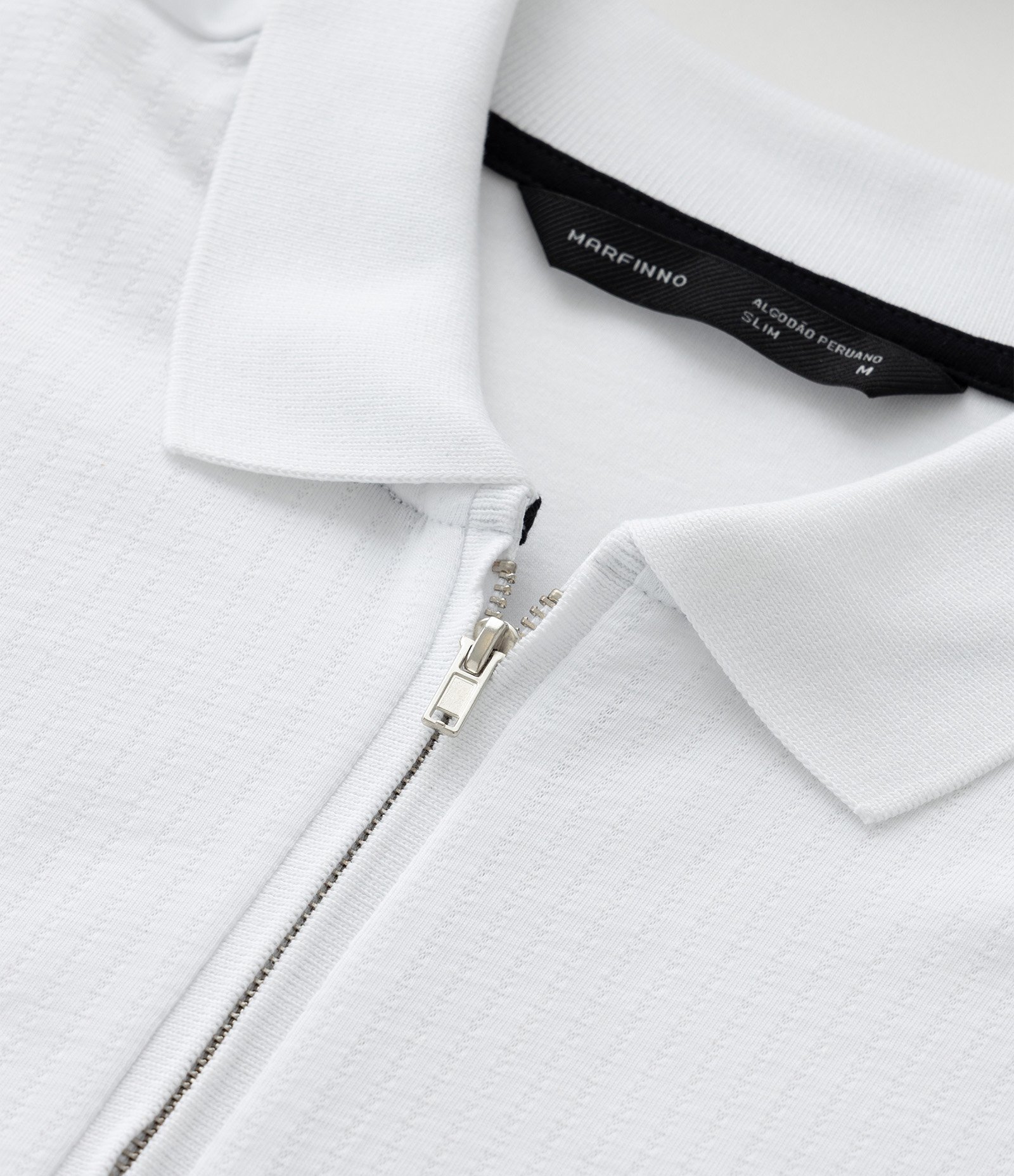 Camisa Polo em Algodão Peruano com Zíper na Gola Branco 10